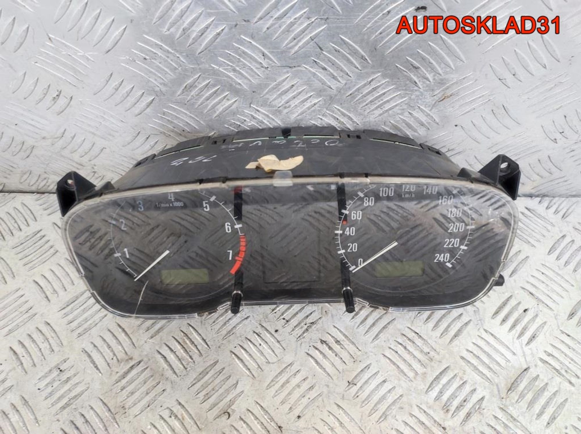 Панель приборов Skoda Octavia A4 1U1919034B Бензин, 5000 рублей, Дубовое