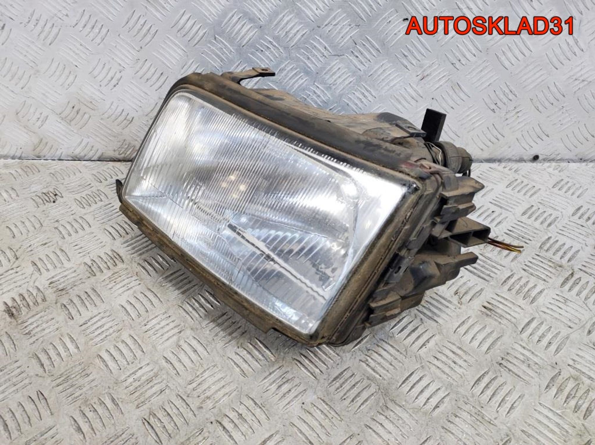 Фара левая Audi 100 C4 4A0941029A, 4900 рублей, Дубовое