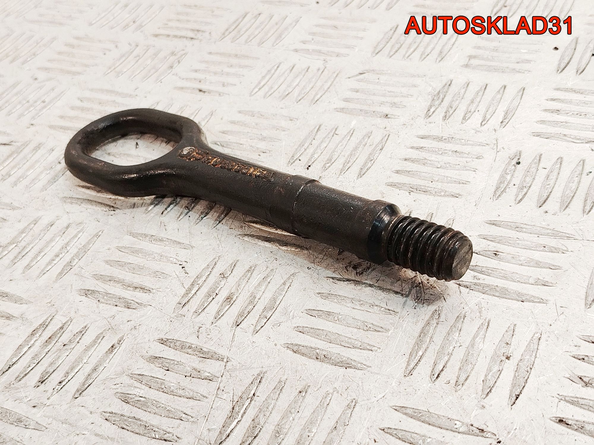 Крюк буксировочный Audi A3 8P 1T0805615A, 1500 рублей, Дубовое