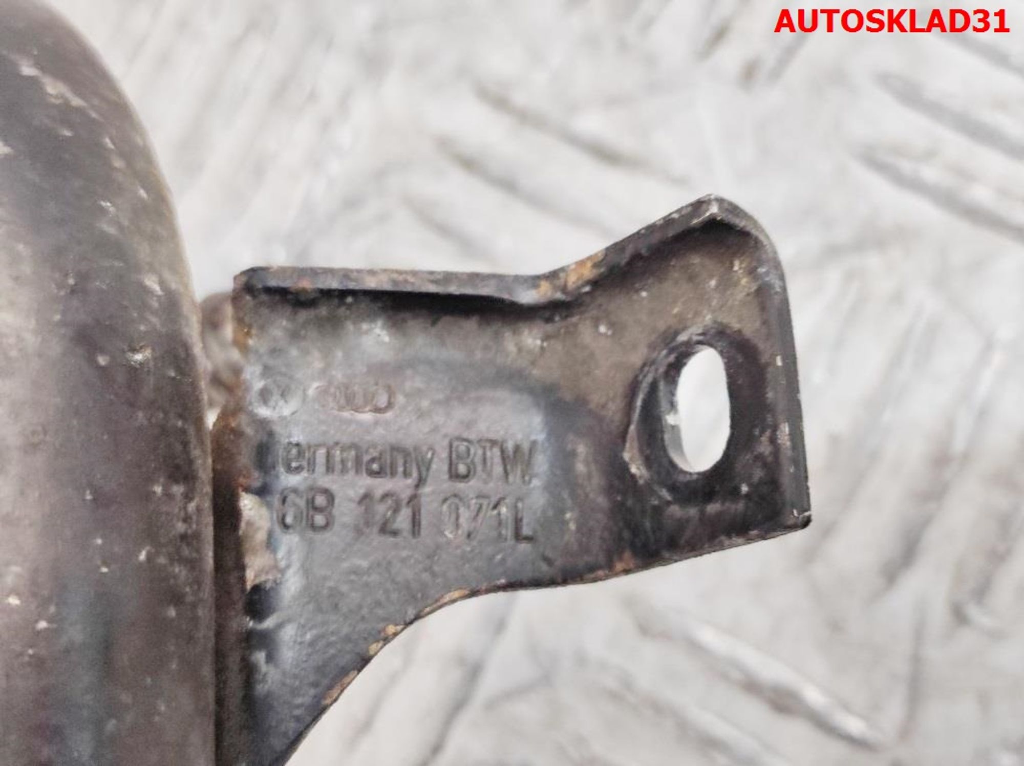 Трубка охлаждающей жидкости VW Passat B5 1,8 AWT 06B121071L, 1000 рублей, Дубовое