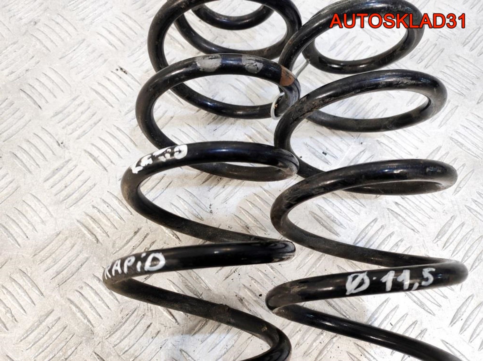 Пружина задняя комплект Skoda Rapid 1J0511115BC, 1800 рублей, Дубовое