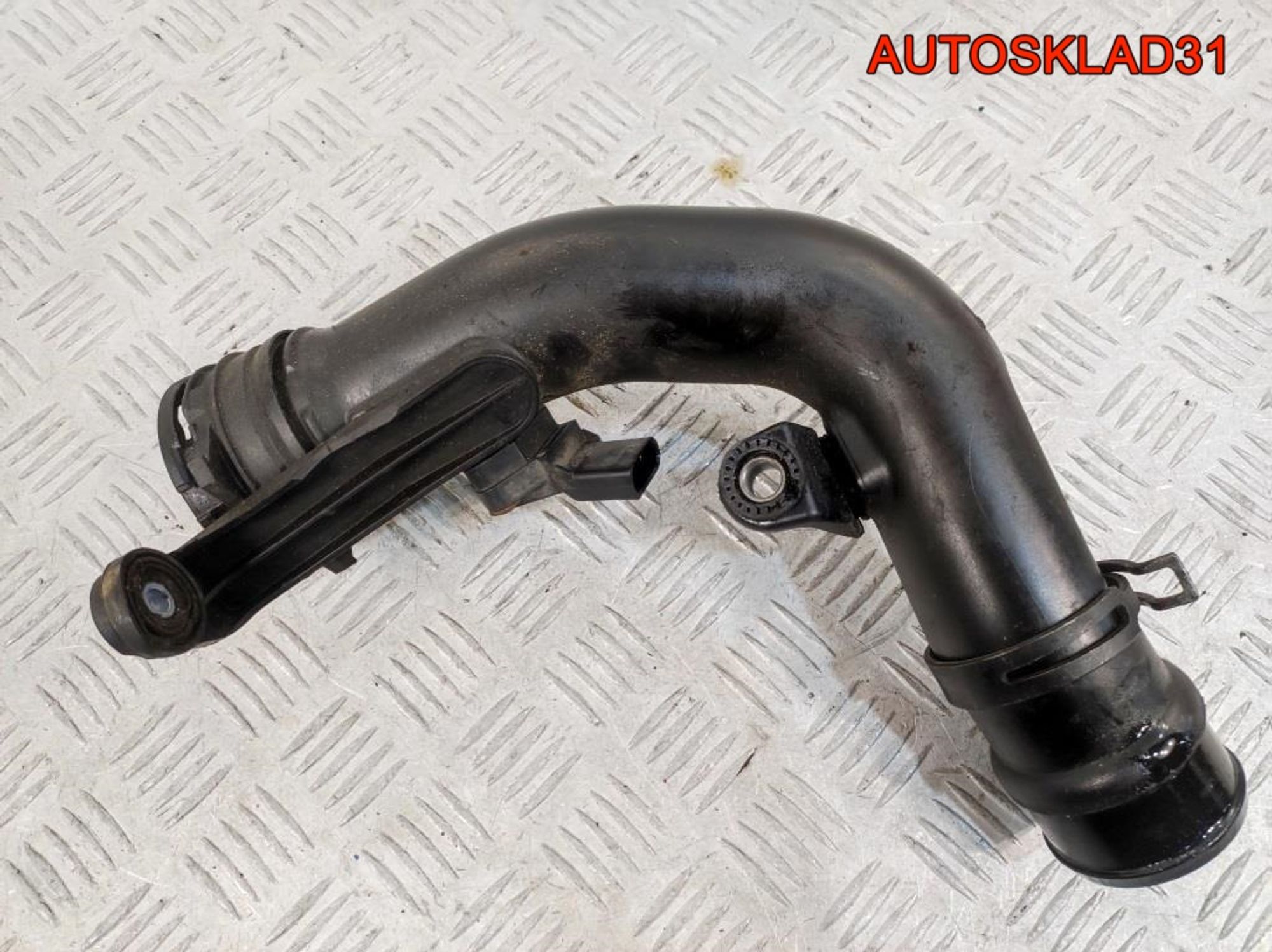 Патрубок интеркулера VW Passat B6 2.0 3C0145762AD Дизель, 1400 рублей, Дубовое