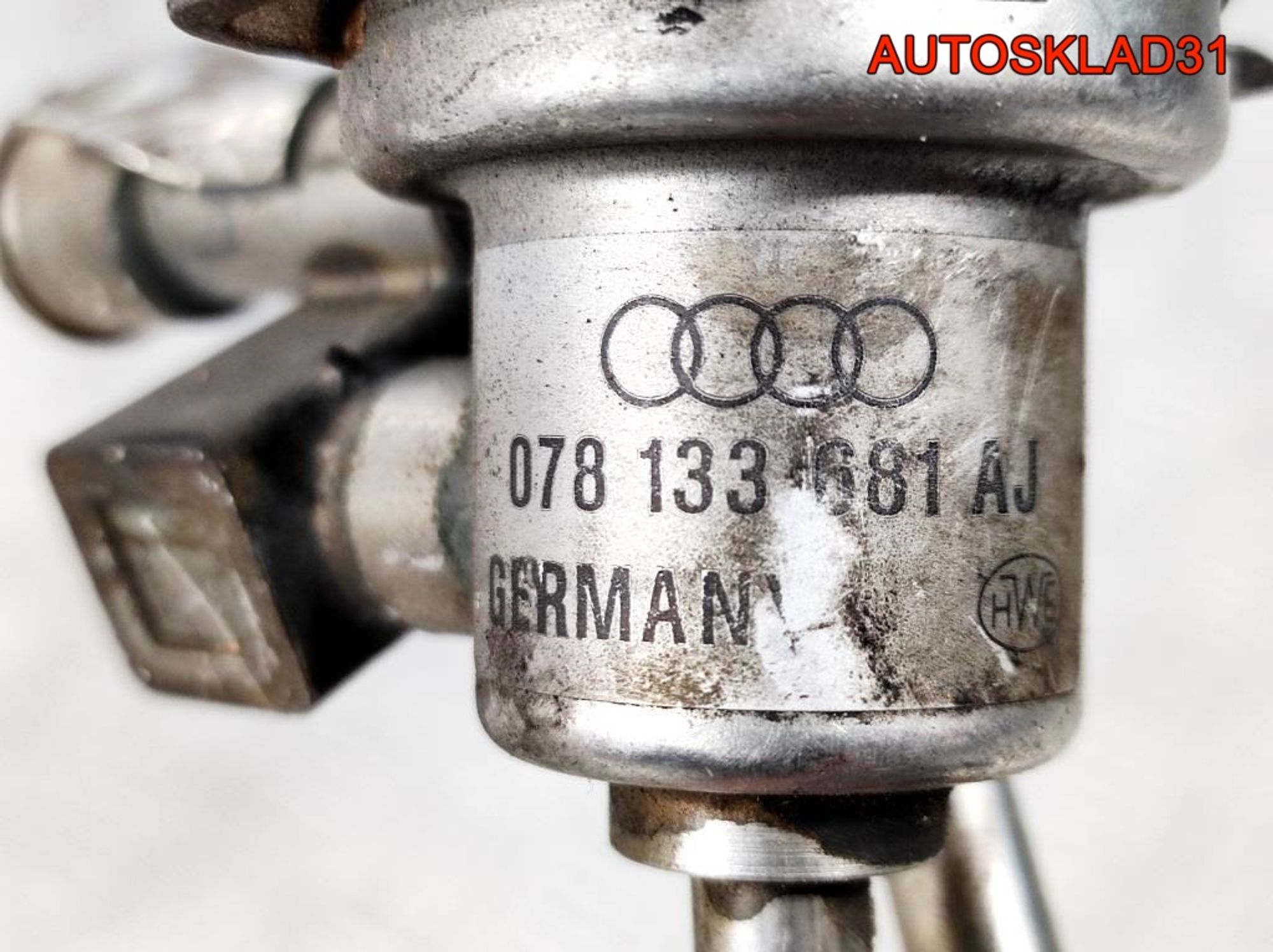 Рейка топливная Audi A6 C5 2,4 ALF 078133681AJ, 900 рублей, Дубовое