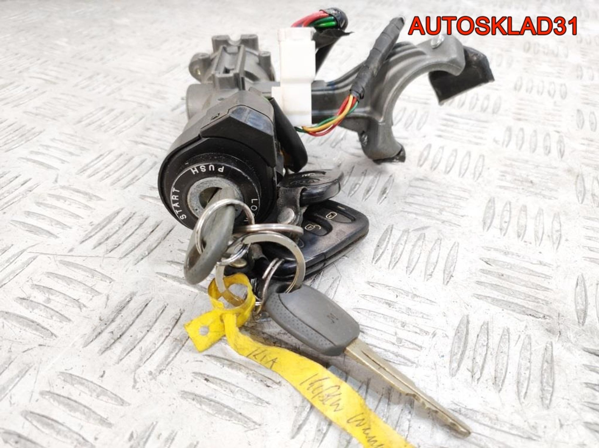 Замок зажигания Kia Sportage 2 2.0 G4GC Бензин 819102E000, 3000 рублей, Дубовое