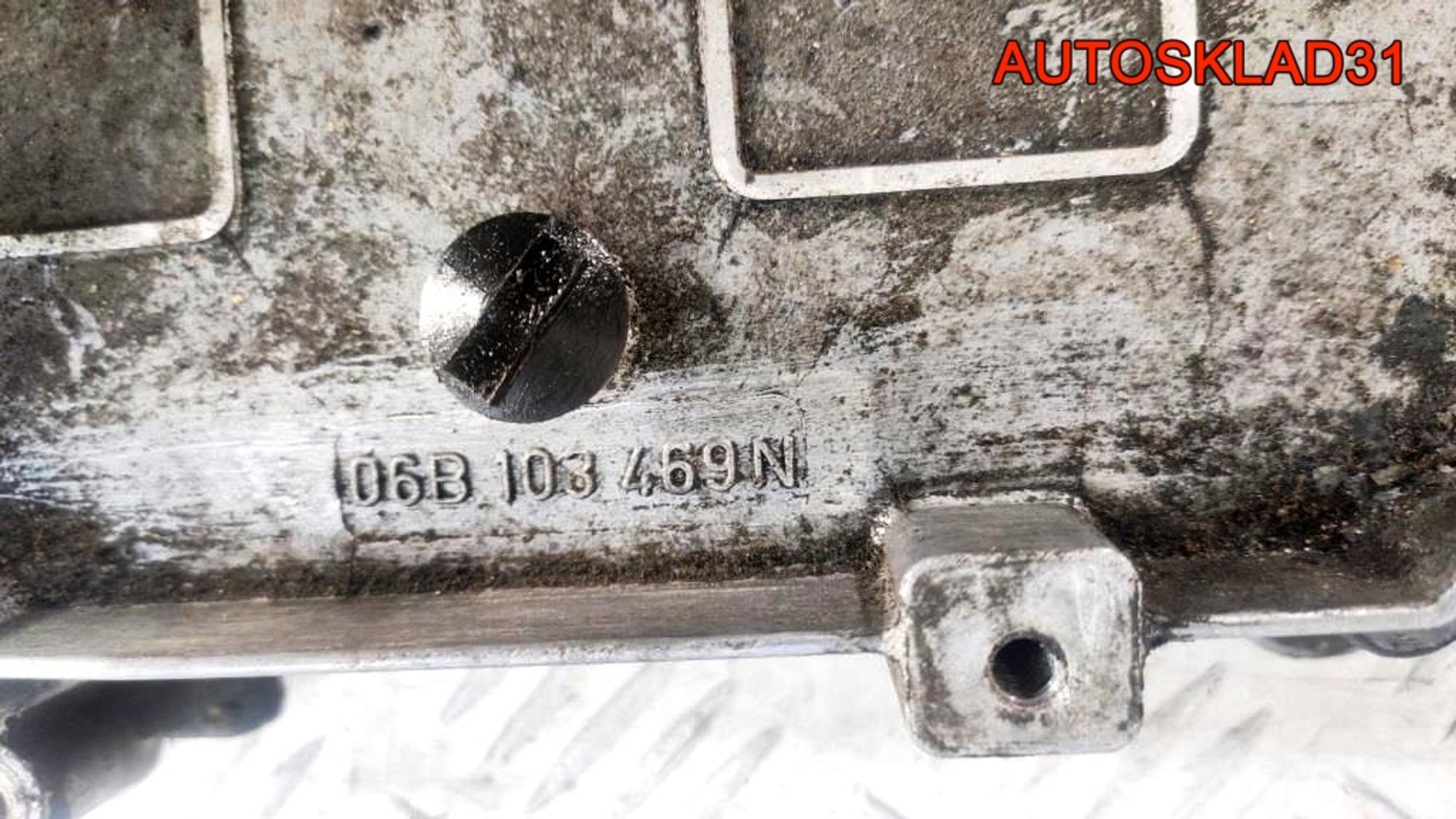Крышка клапанная VW Passat B5 1,8 AWT 06B103469N, 2500 рублей, Дубовое