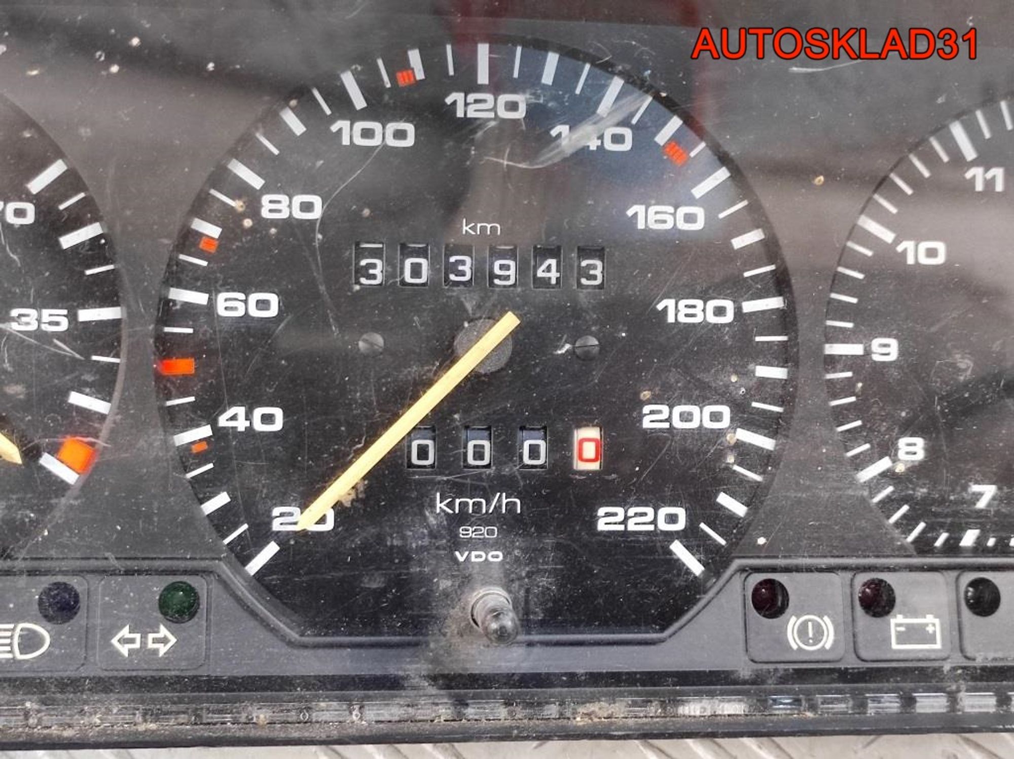 Панель приборов VW Passat B3 357919033AJ, 10000 рублей, Дубовое