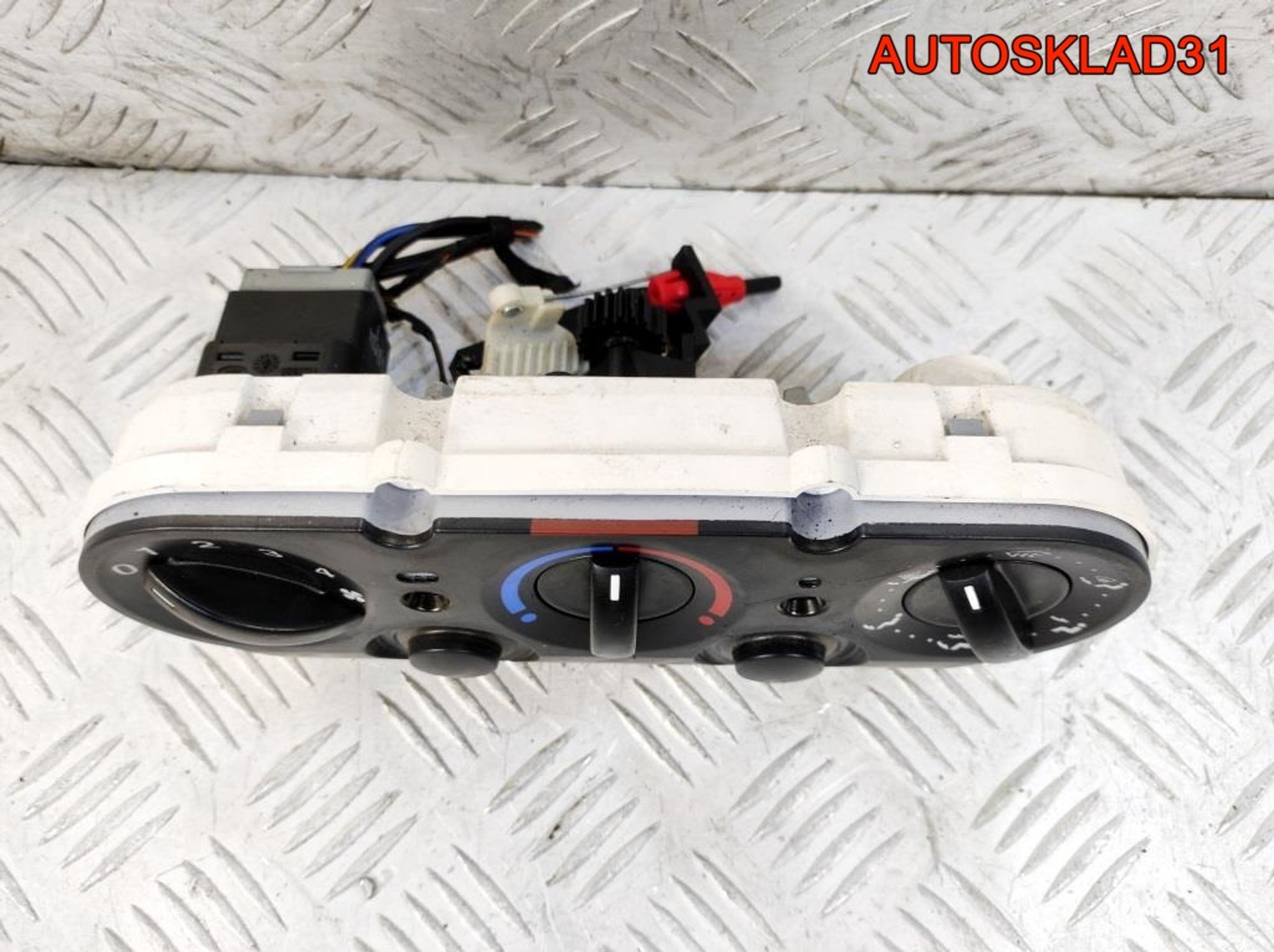 Блок управления отопителем Ford Fiesta 2S6H18549BE, 1300 рублей, Дубовое