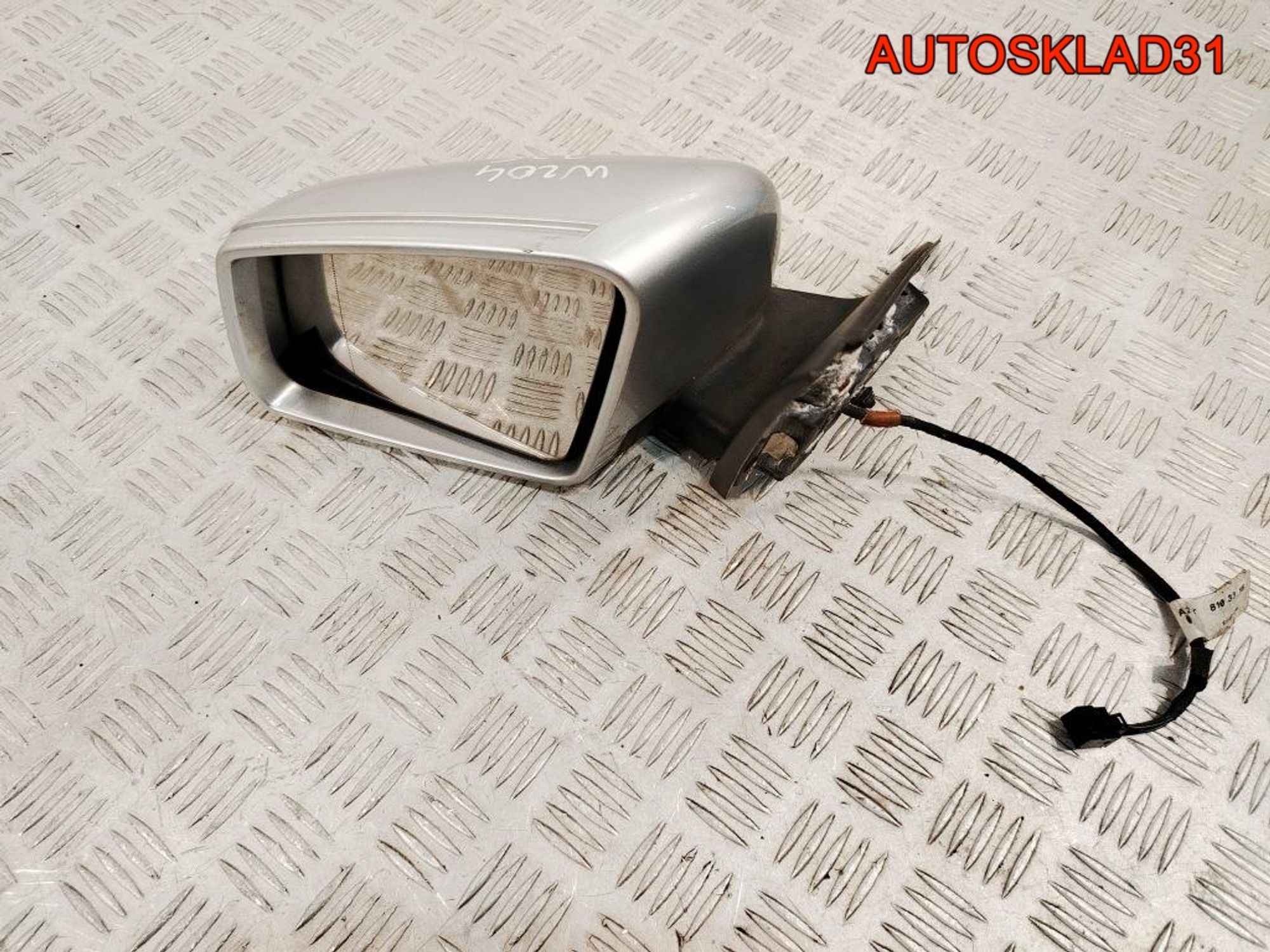 Зеркало левое Mercedes-Benz W204 A2048103316, 18000 рублей, Дубовое