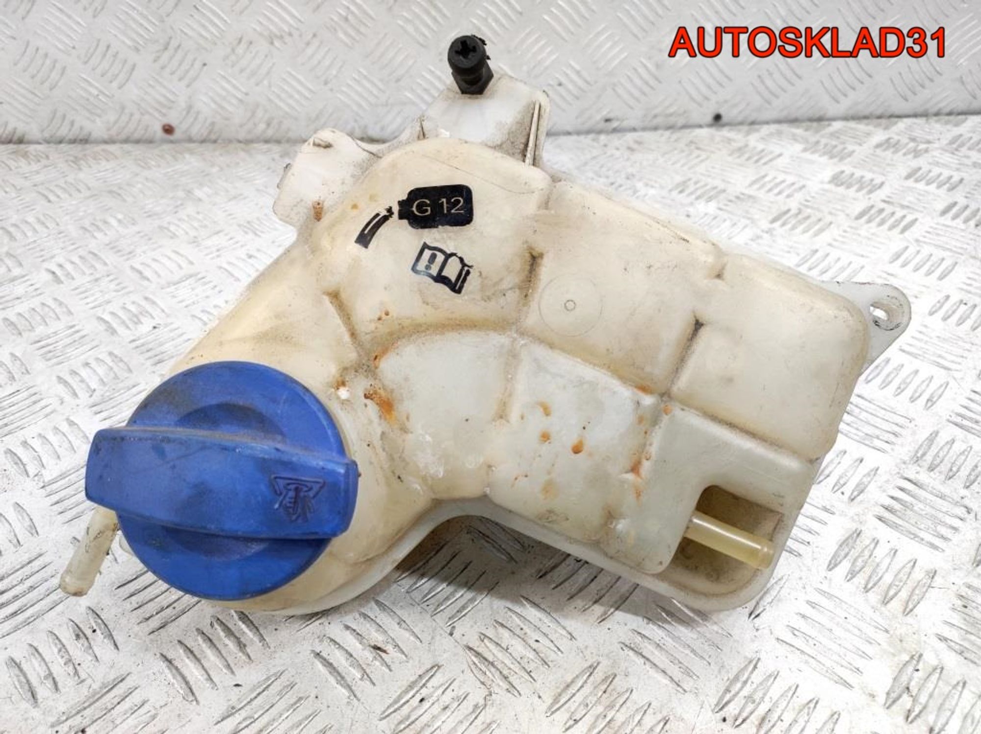 Бачок расширительный Audi A4 B6 8E0121403A, 1300 рублей, Дубовое