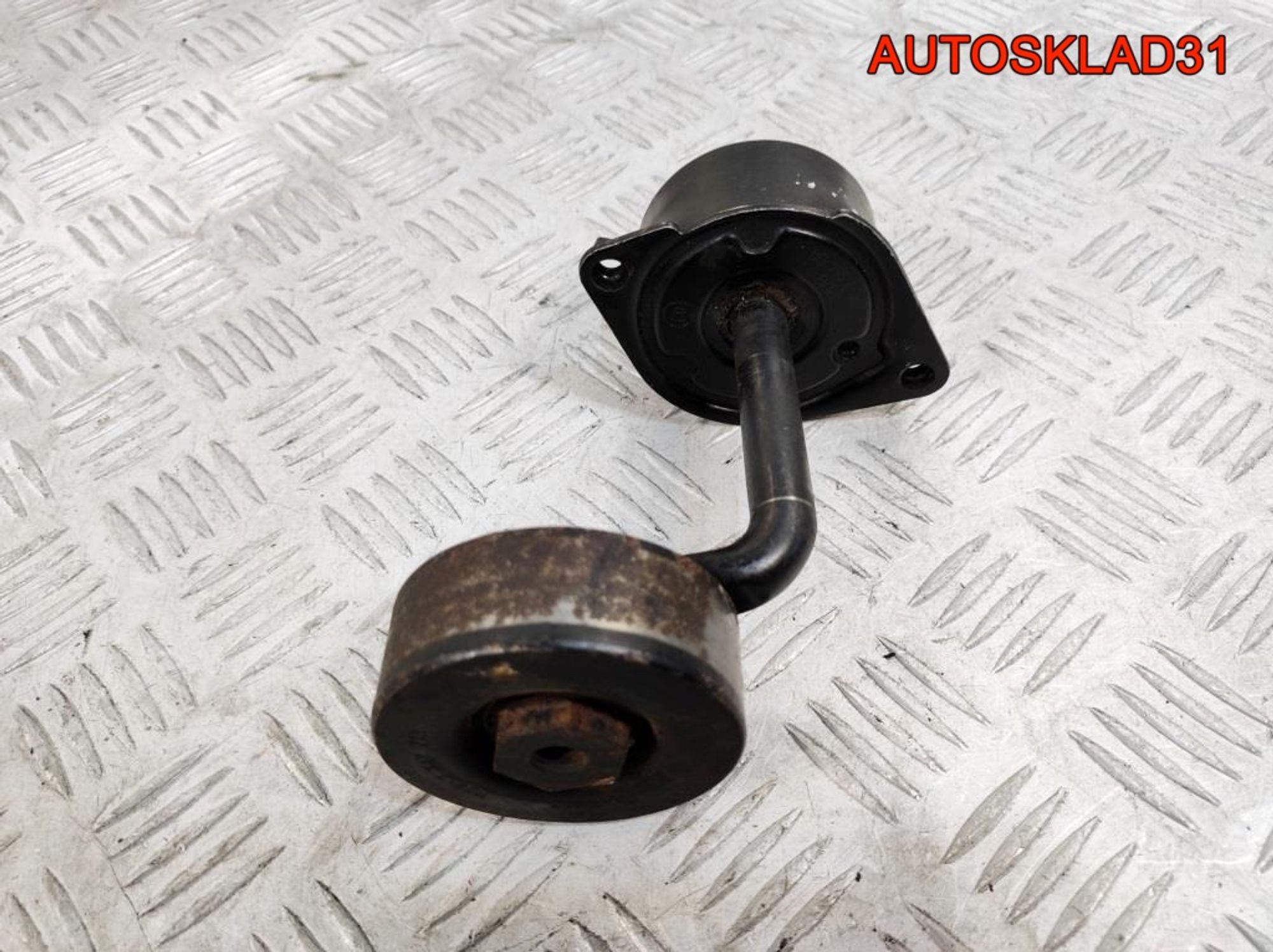 Натяжитель ремня BMW E39 2,0М52 11282247713, 1400 рублей, Дубовое