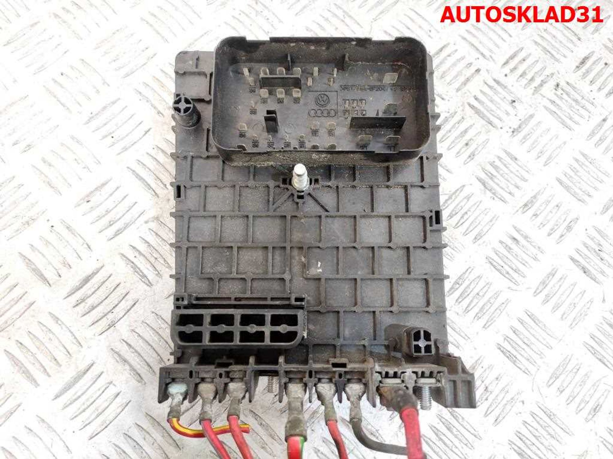 Блок предохранителей VW Passat B6 3C0937125, 1300 рублей, Дубовое