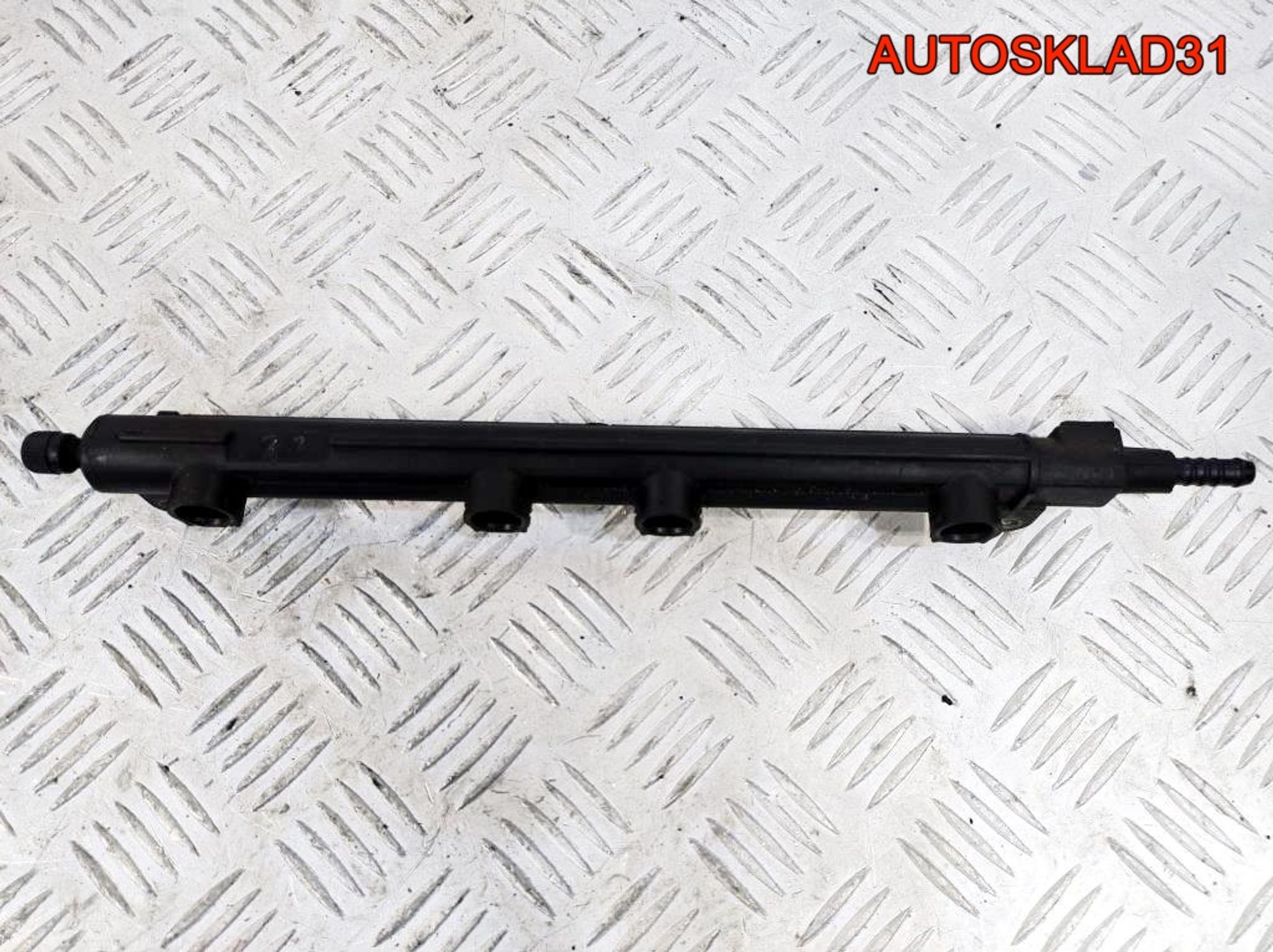 Рейка топливная VW Golf 5 1,6 BSE 06A133317AN, 4900 рублей, Дубовое