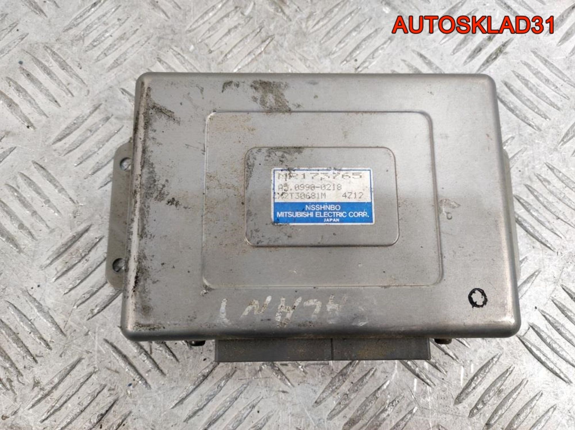 Блок управления ABS Mitsubishi Galant E5 MR173765, 1400 рублей, Дубовое