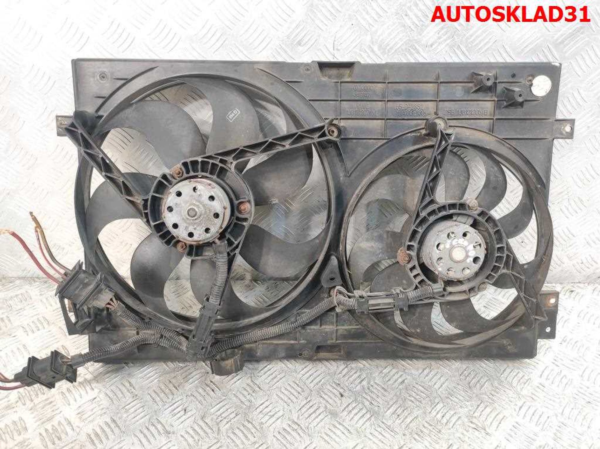 Вентилятор радиатора VW Golf 4 1,4 Бензин 1J0121207M Цена за Комплект, 5000 рублей, Дубовое