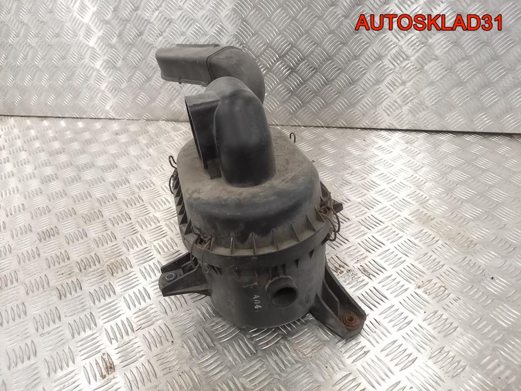 Корпус воздушного фильтра Hyundai Starex 2,5 D4CB, 2300 рублей, Дубовое