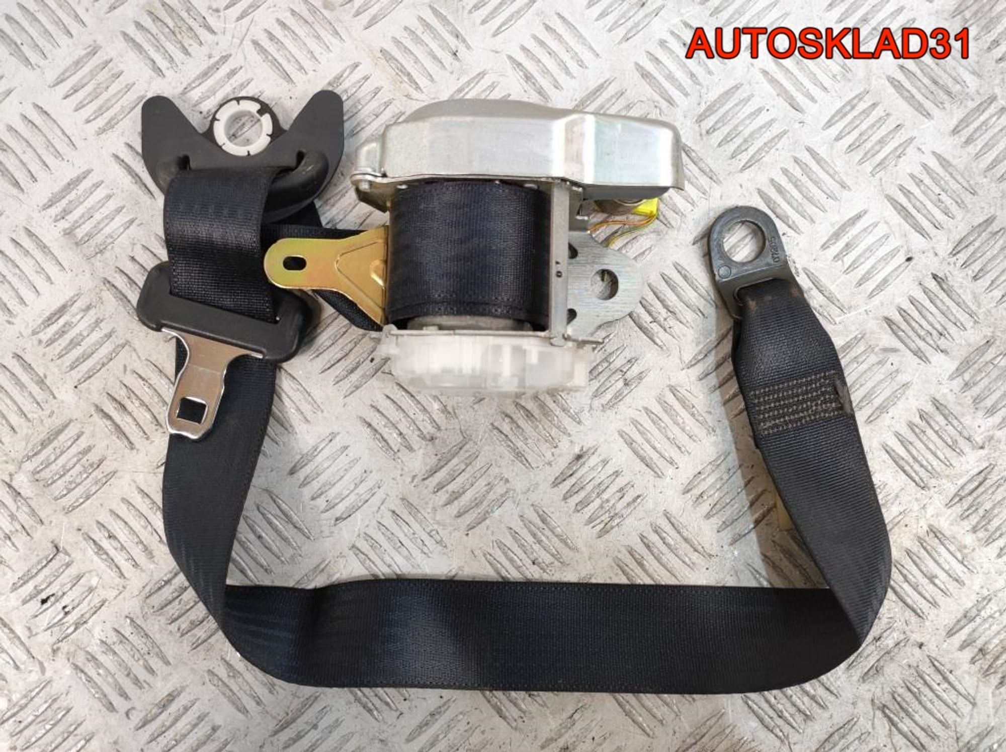 Ремень безопасности передний правый Toyota Aygo 7P1190P, 2500 рублей, Дубовое