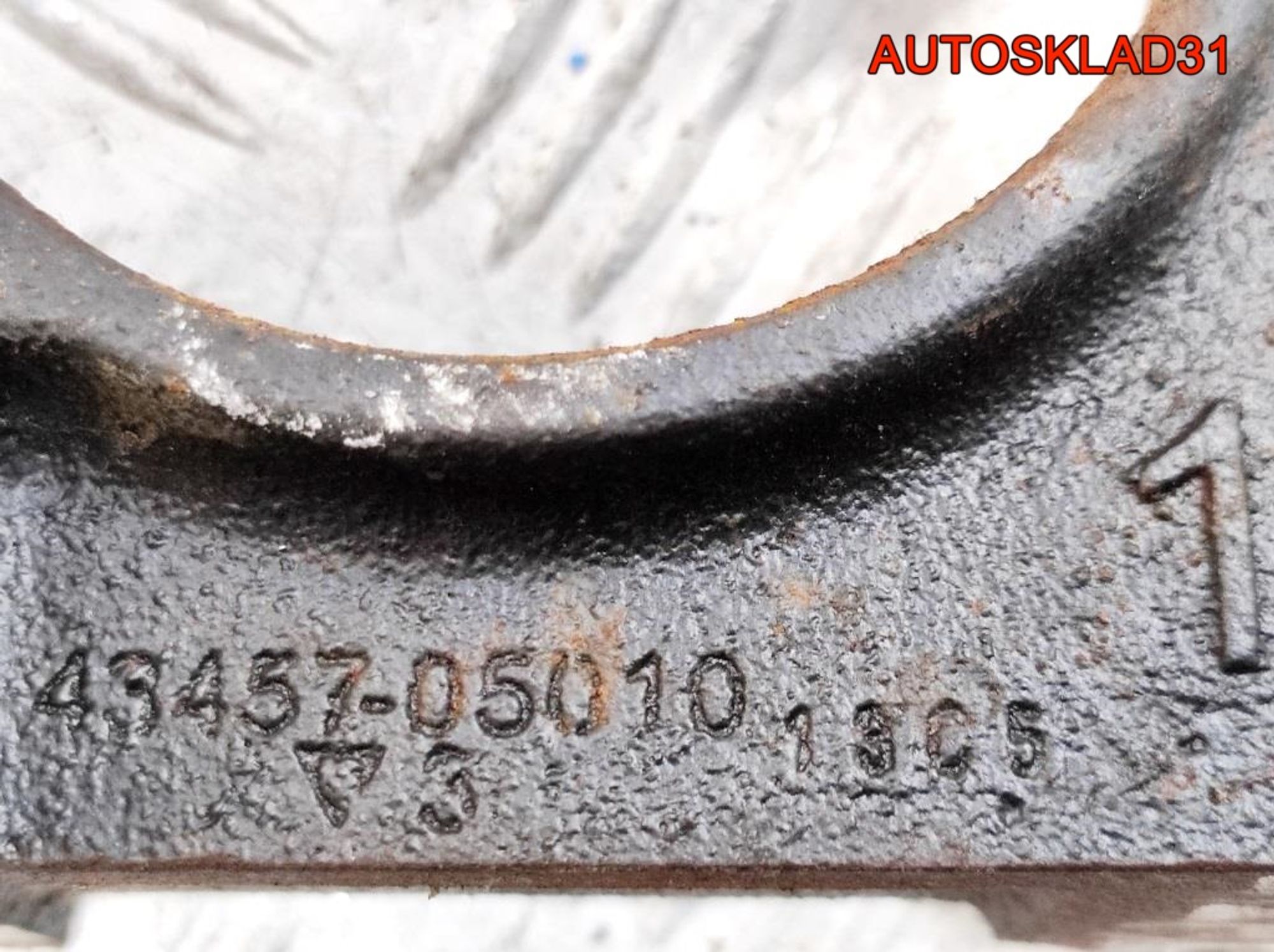 Кронштейн промвала Toyota Avensis T250 2,0 1AZFSE Бензин, 400 рублей, Дубовое