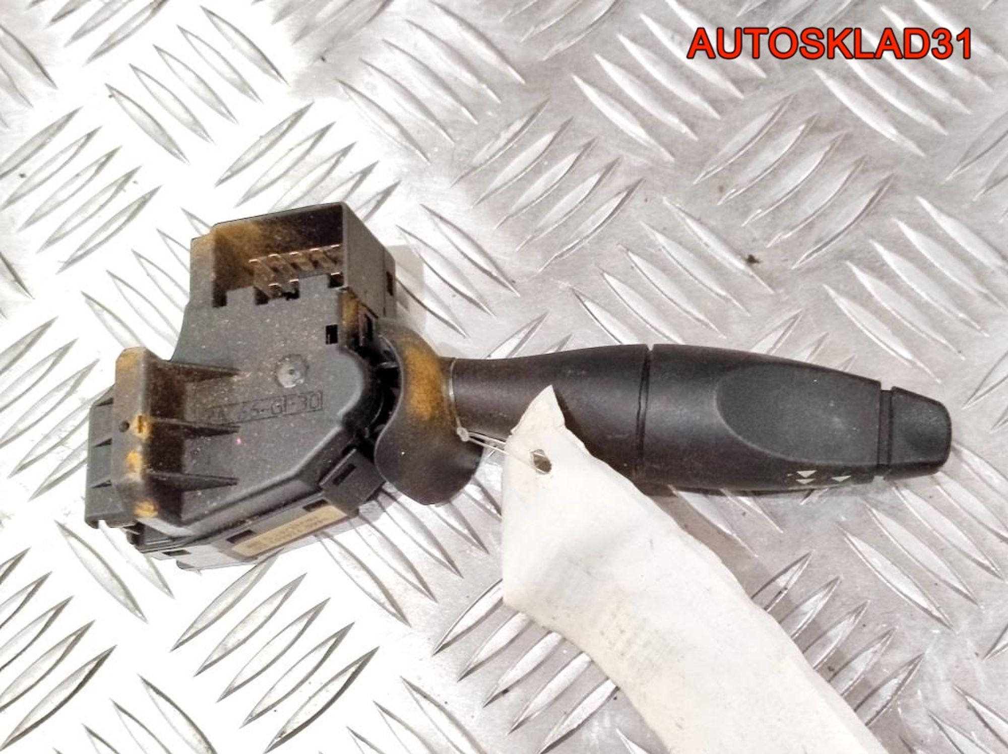 Переключатель стеклоочистителей Ford Focus 1 98AG17A553CC, 1000 рублей, Дубовое