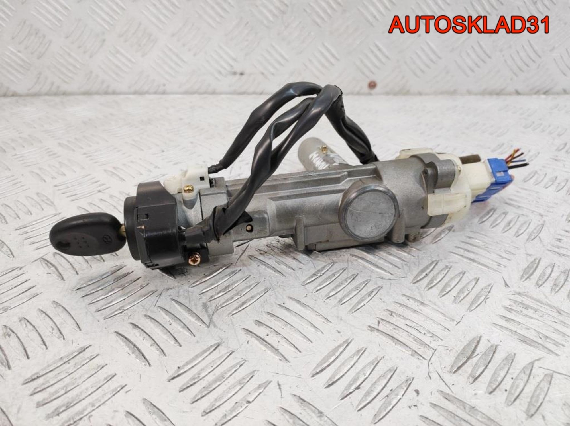 https://ycs.partsauto.market/partsauto-images/thmbs/userImages/edda01b21c13eaa6671738306aa09410/part/ea80689a-9b95-43b2-9938-fba520adaf58_1785765837557.jpg