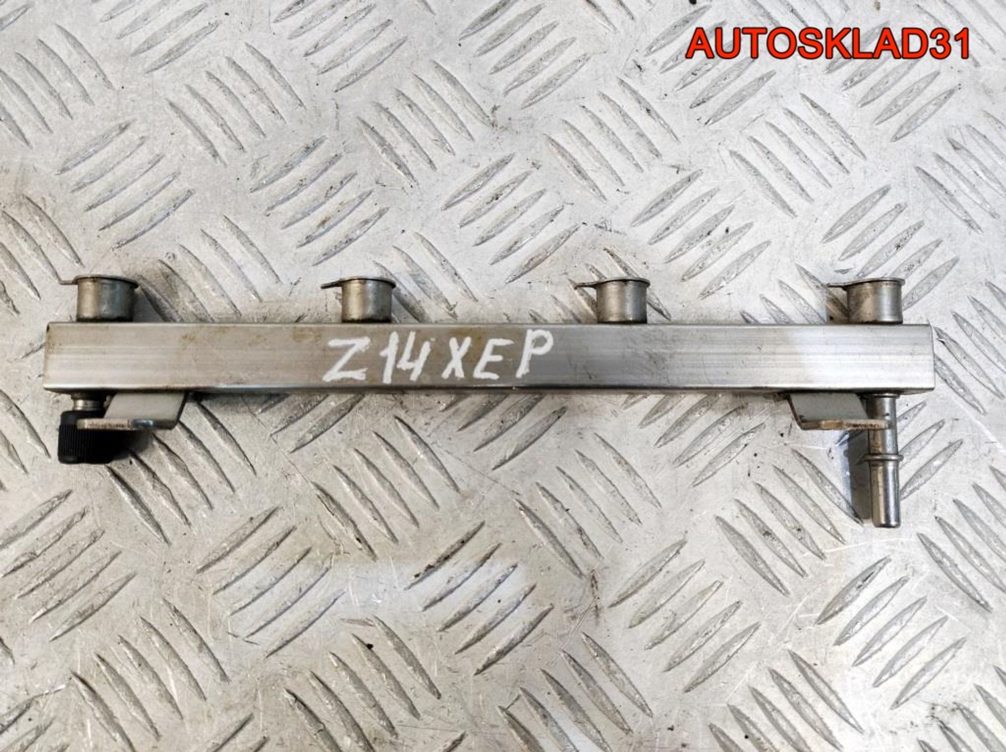 Рейка топливная Opel Corsa D 1,4 Z14XEP 55562258, 900 рублей, Дубовое