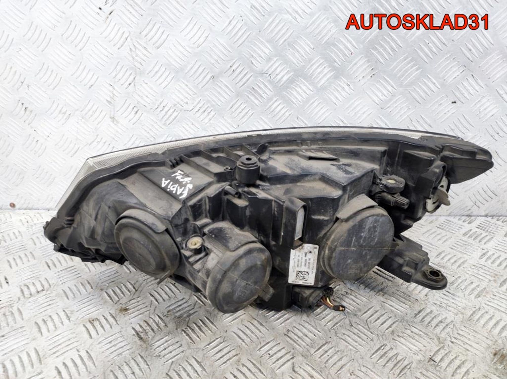 Фара правая Skoda Fabia 3 6V1941016, 7300 рублей, Дубовое