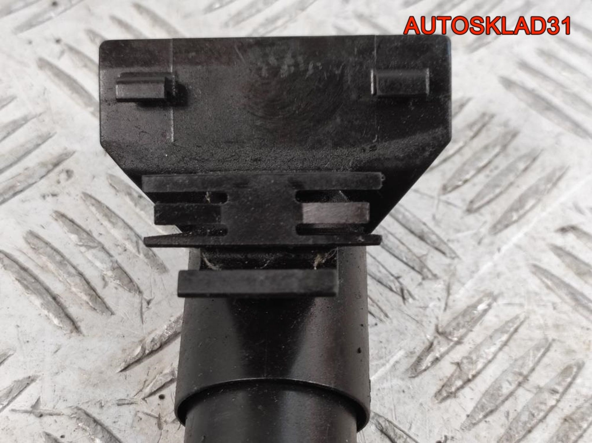 Форсунка омывателя фары Ford Focus 2 4M5113L014AB, 7000 рублей, Дубовое