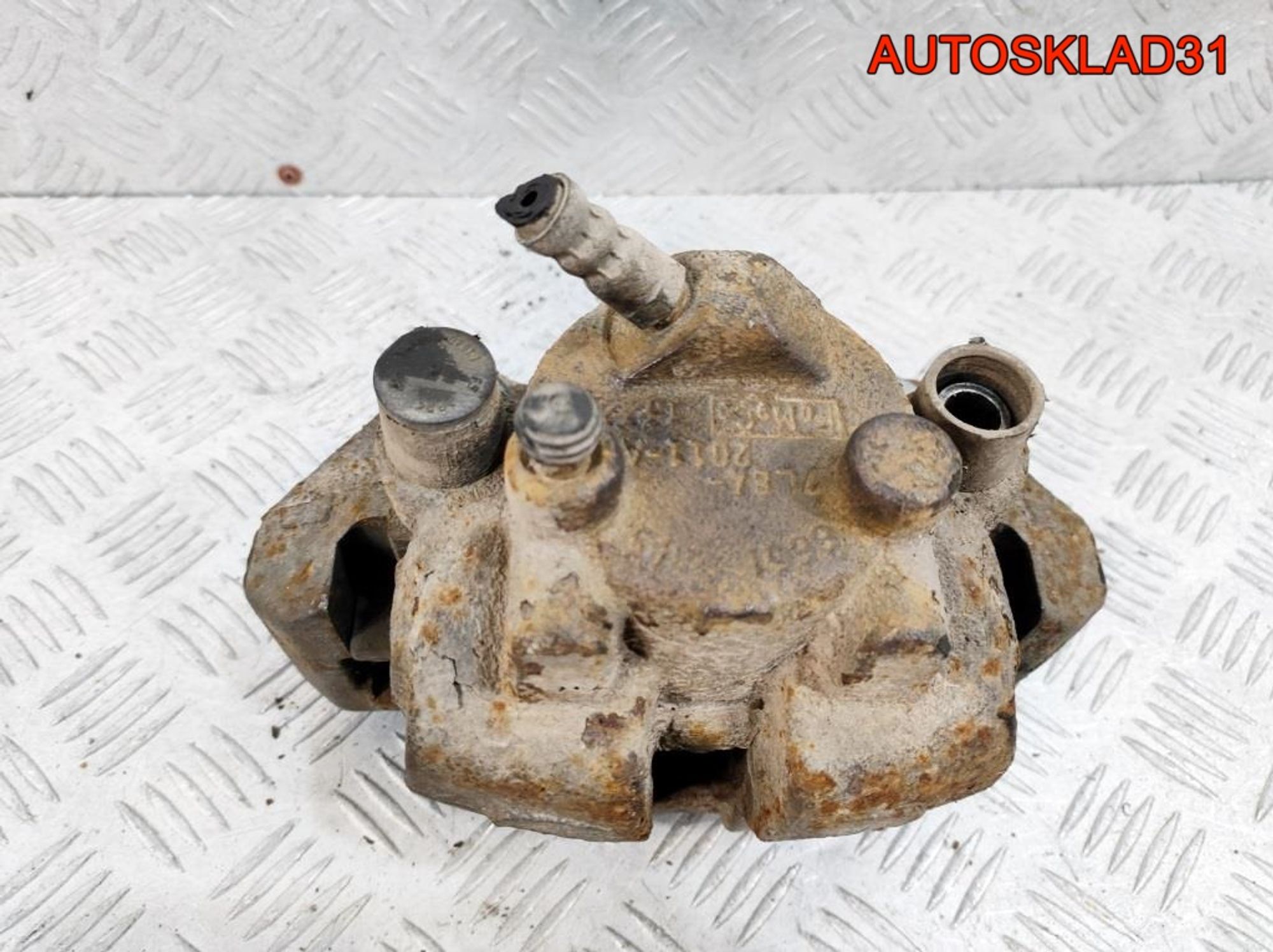 Суппорт тормозной передний правый Ford Maverick 2, 9000 рублей, Дубовое