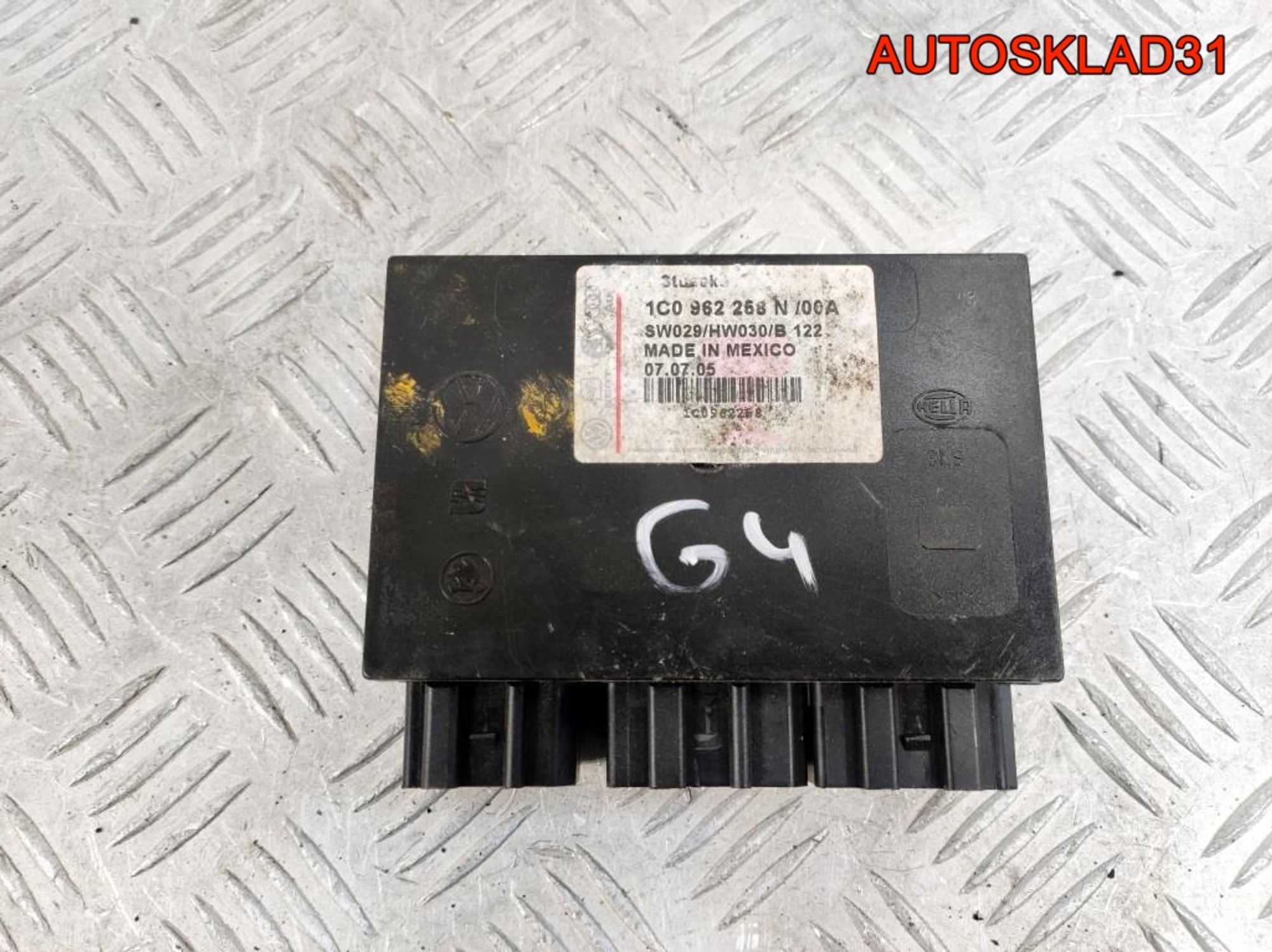 Блок комфорта Volkswagen Golf 4 1C0962258N, 2300 рублей, Дубовое