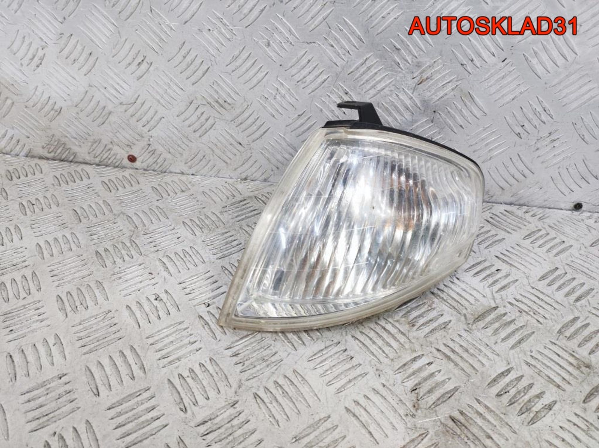 Указатель поворота левый белый Mazda 323 BJ, 700 рублей, Дубовое