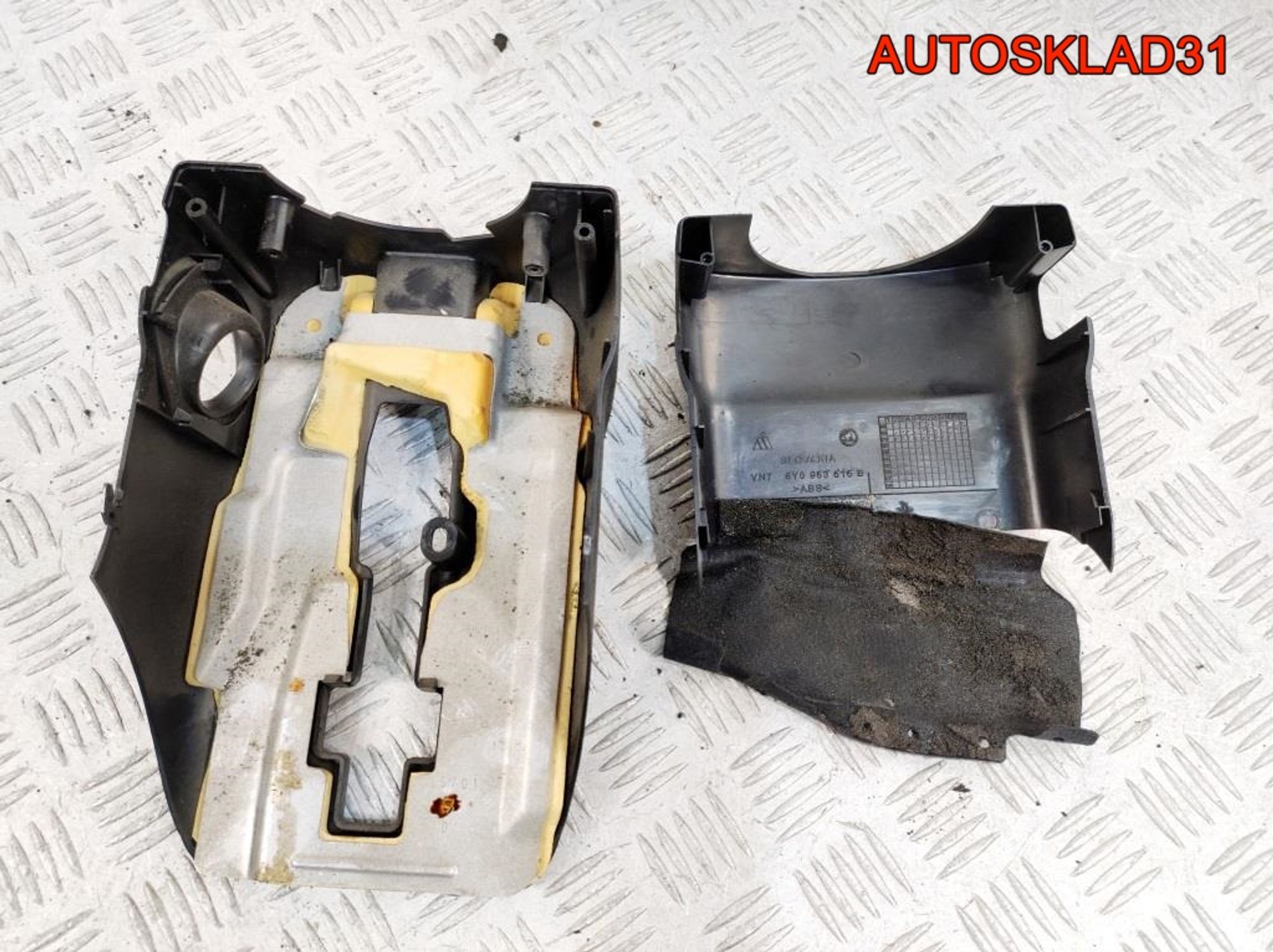 Кожух рулевой колонки Skoda Fabia 1 6Y0953515B, 900 рублей, Дубовое