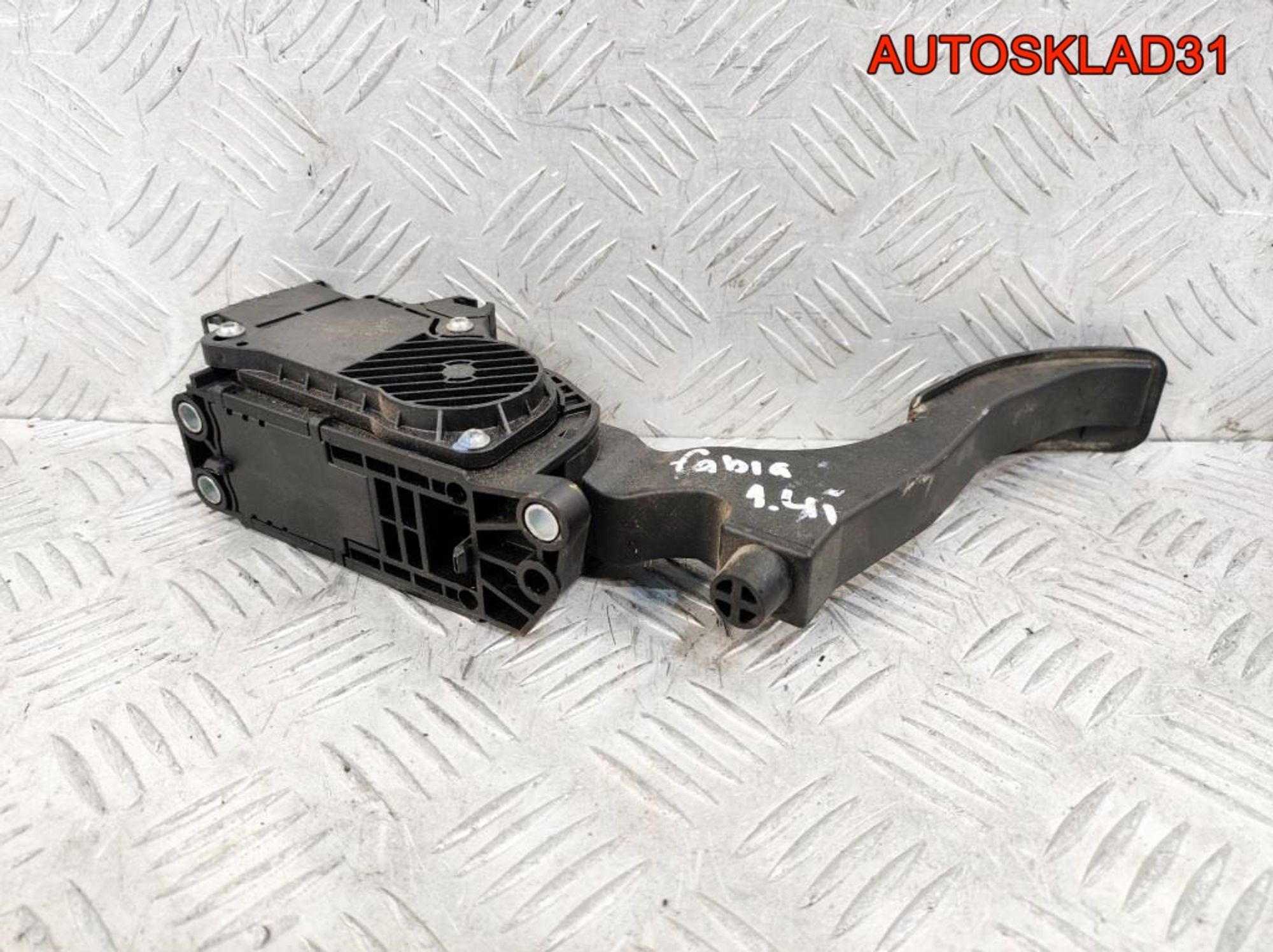 Педаль газа Skoda Fabia 1,4 Бензин 6Q1721503F, 1700 рублей, Дубовое