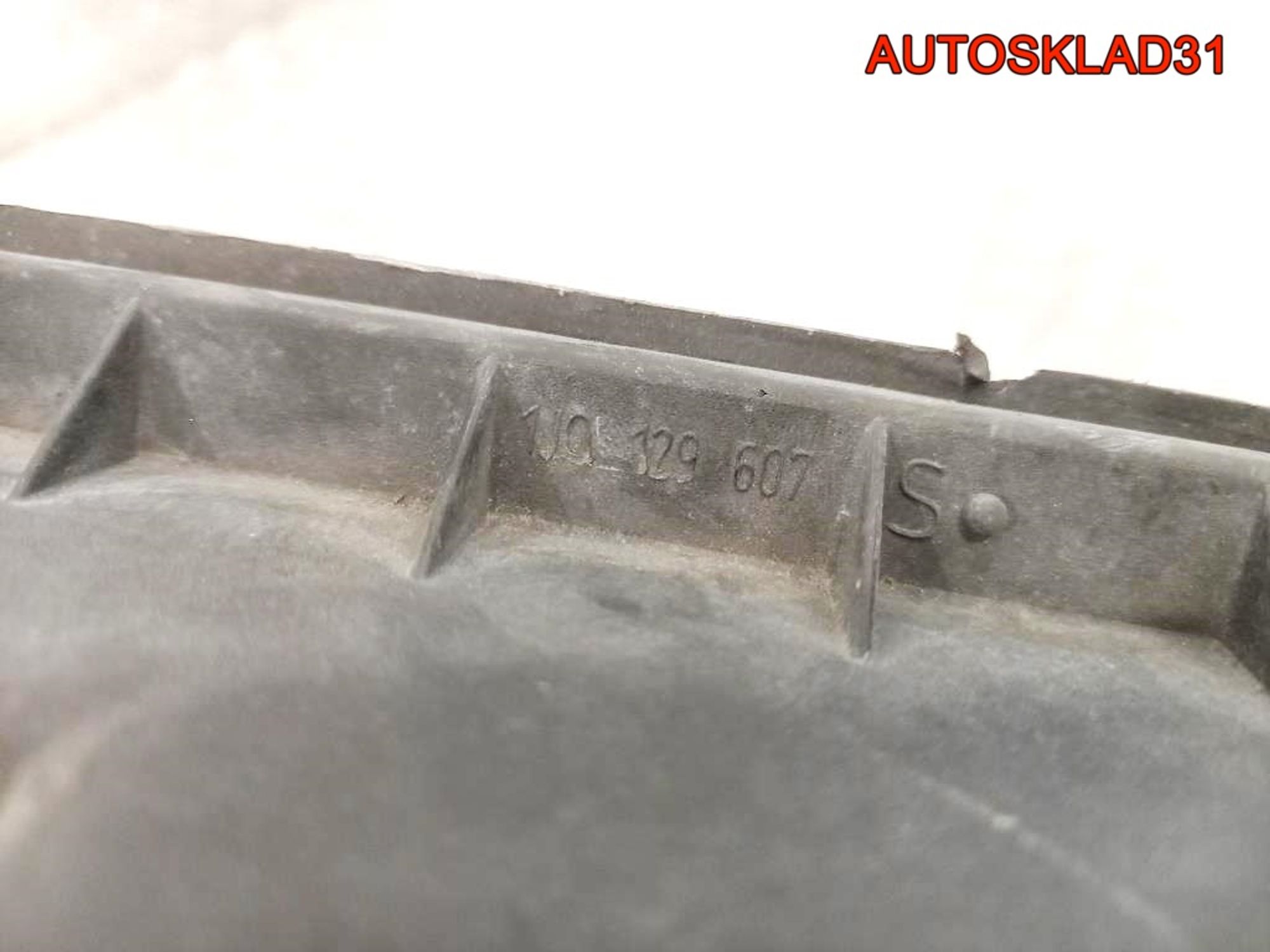 Корпус воздушного фильтра Audi A3 1J0129607S, 1800 рублей, Дубовое