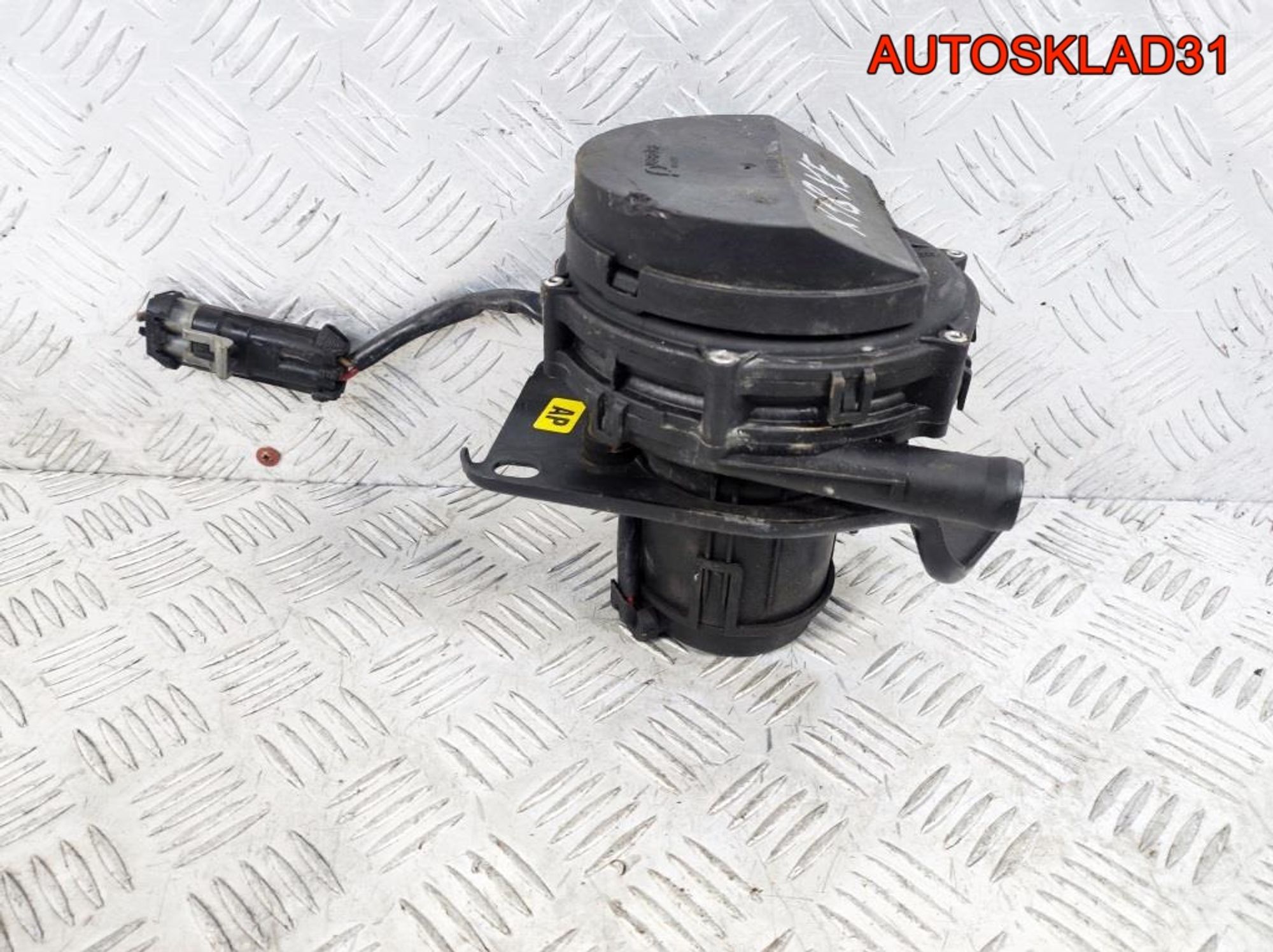 Насос воздушный Opel Vectra B 1,8 X18XE 90530018, 1300 рублей, Дубовое