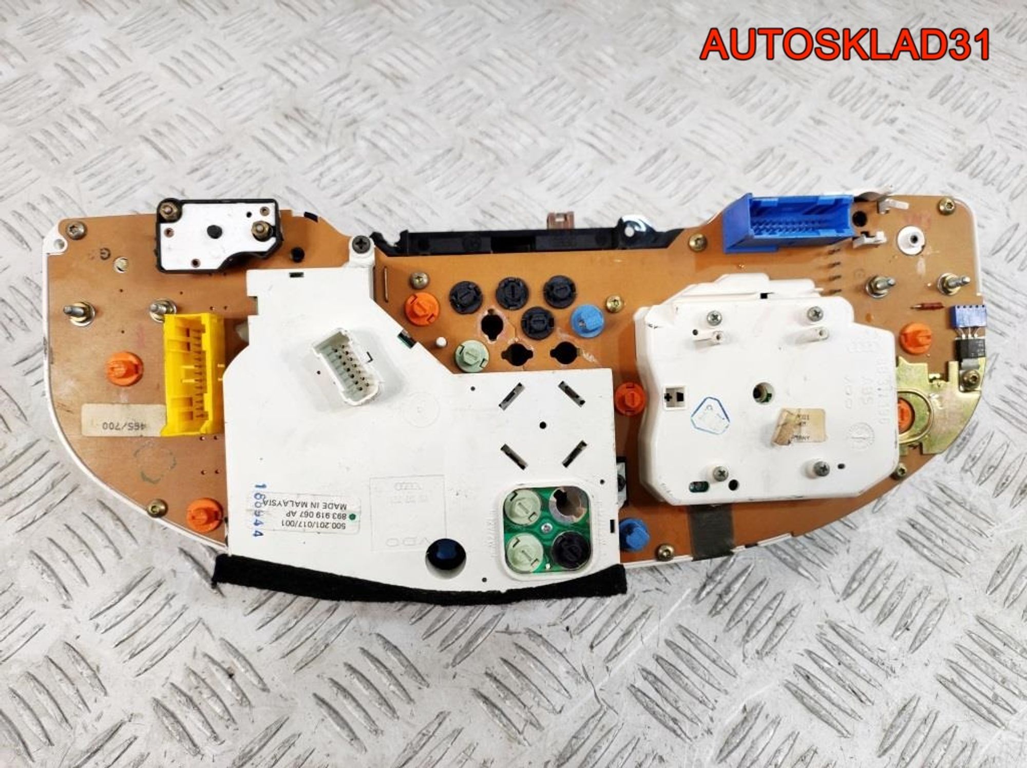 Панель приборов Audi 80 B4 8A0919033AS, 17000 рублей, Дубовое