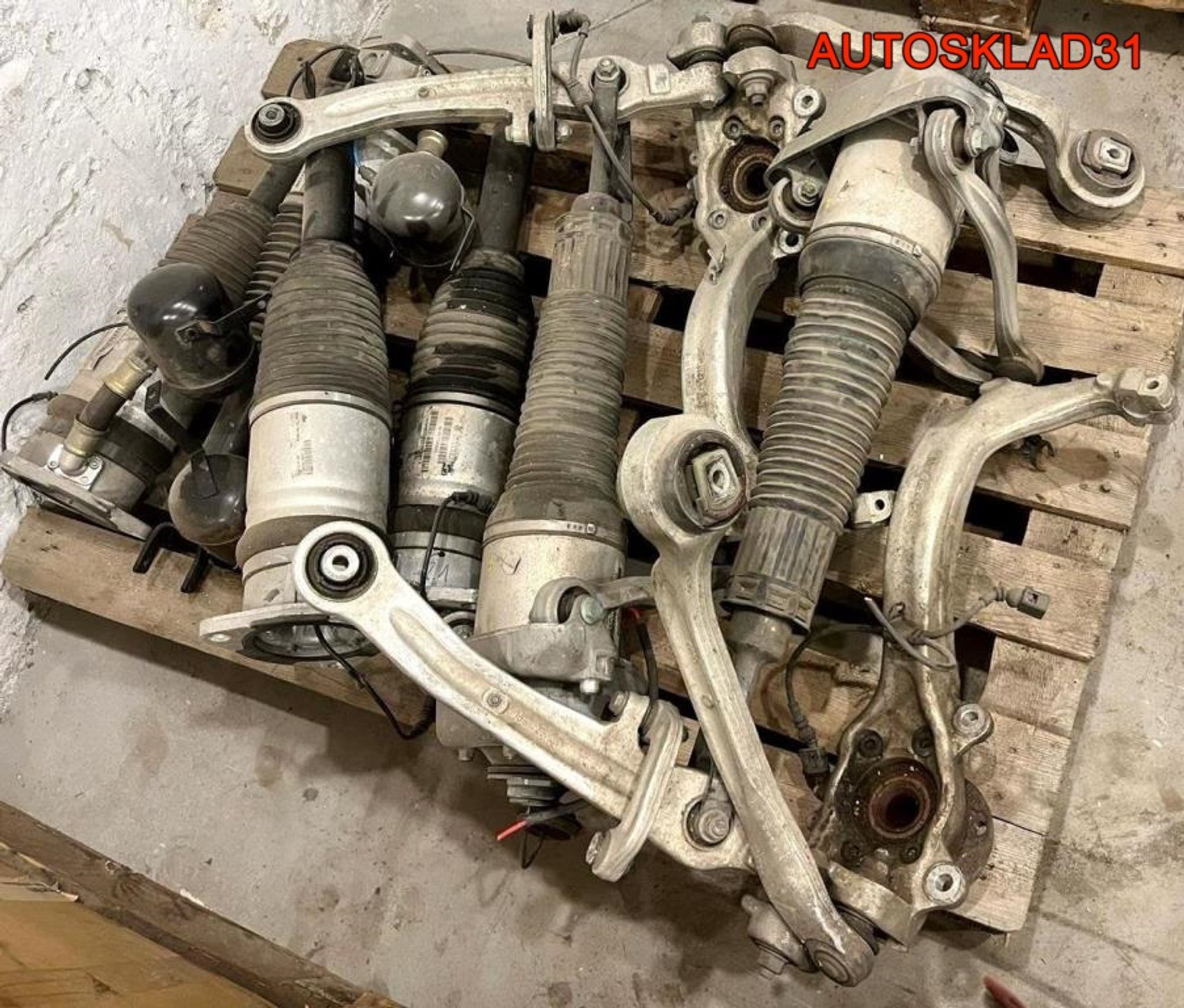 Комплект пневмоподвески Audi A8 D3 4E0616039AB, 13500 рублей, Дубовое