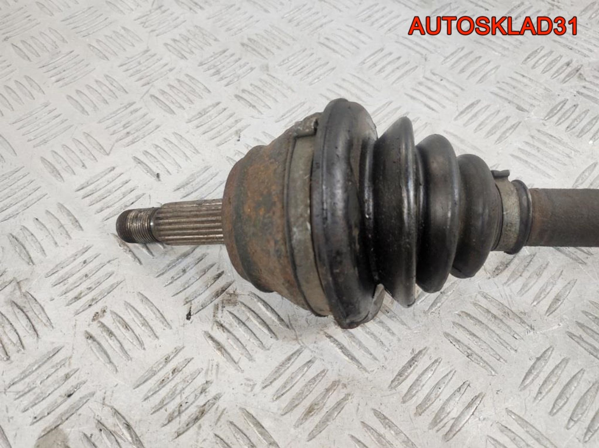 Полуось передняя левая VW Golf 3 1,4 Бензин, 2300 рублей, Дубовое