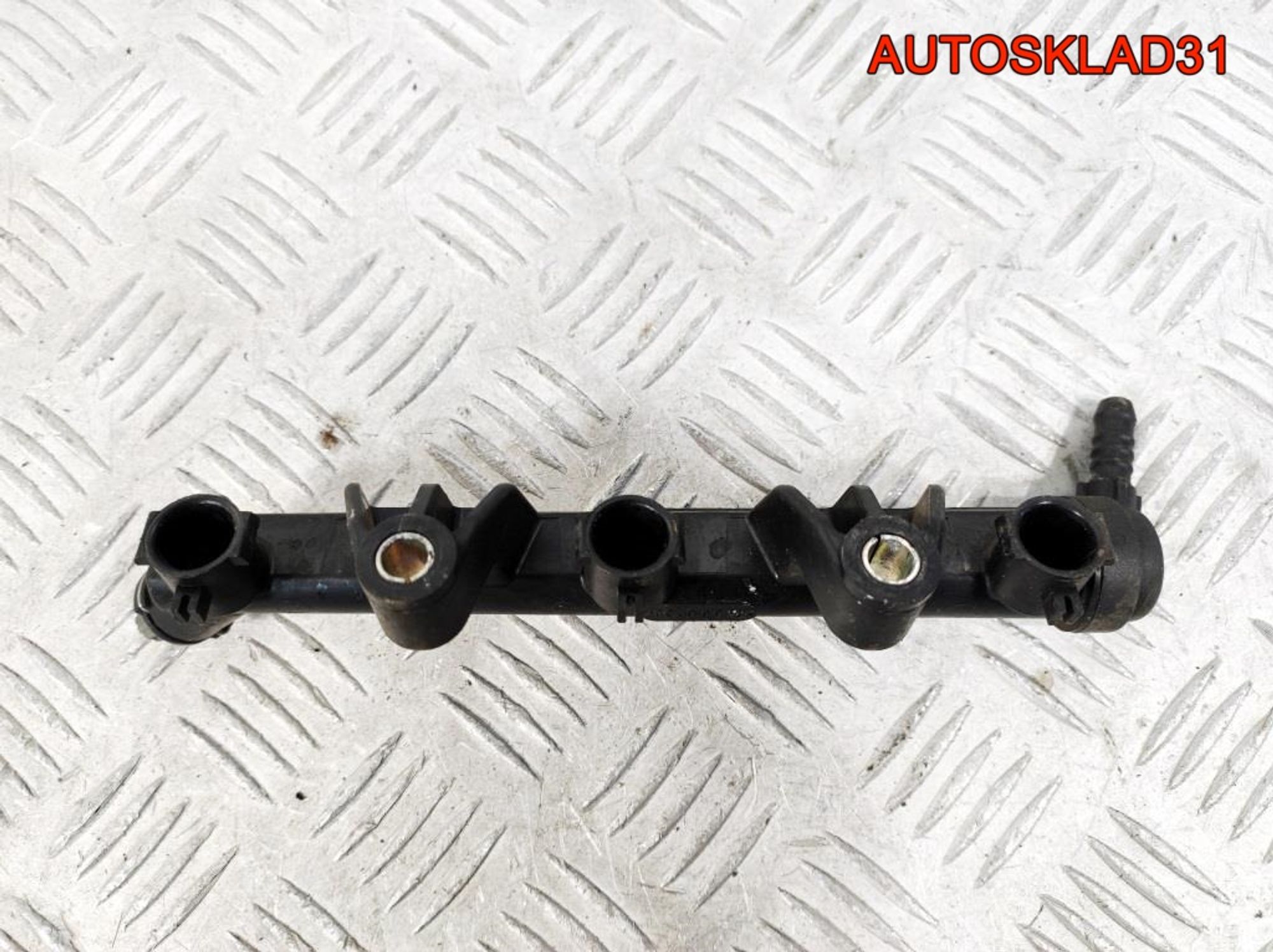 Рейка топливная VW Polo 4 1,2 BBM 03D133329B, 900 рублей, Дубовое