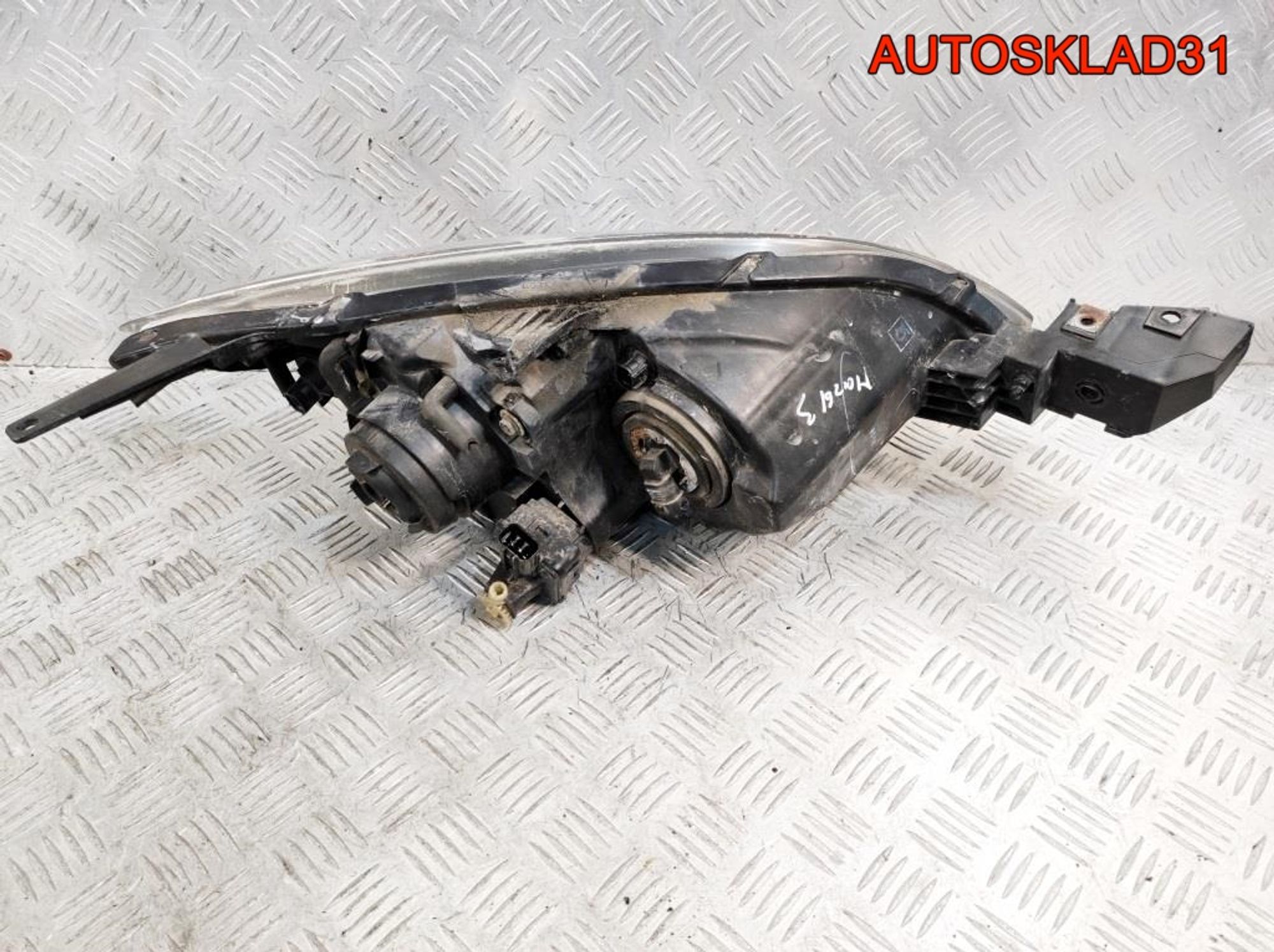 Фара левая Галоген Mazda 3 BK BP4K510L0D Хетчбэк, 6300 рублей, Дубовое