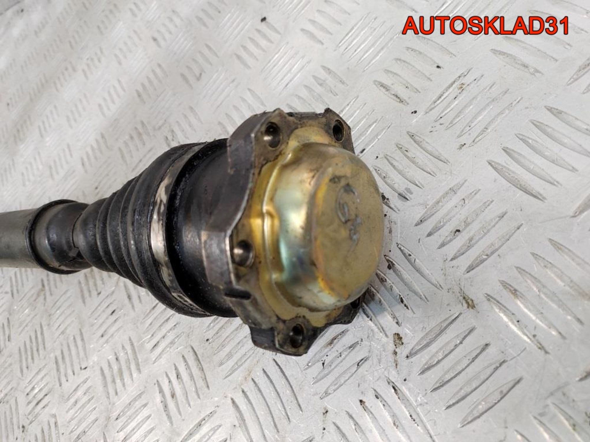 Полуось передняя правая VW Golf 4 1,6 Бензин 1J0407272GE, 4100 рублей, Дубовое