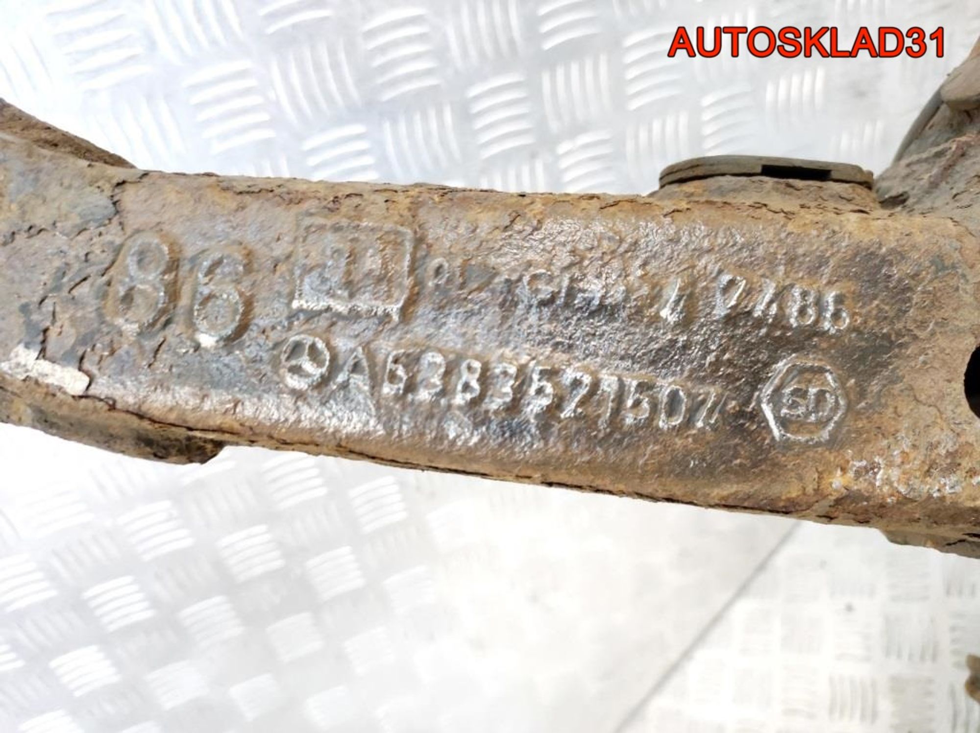 Рычаг задний правый Mercedes Vito W638 A6383521504, 3200 рублей, Дубовое