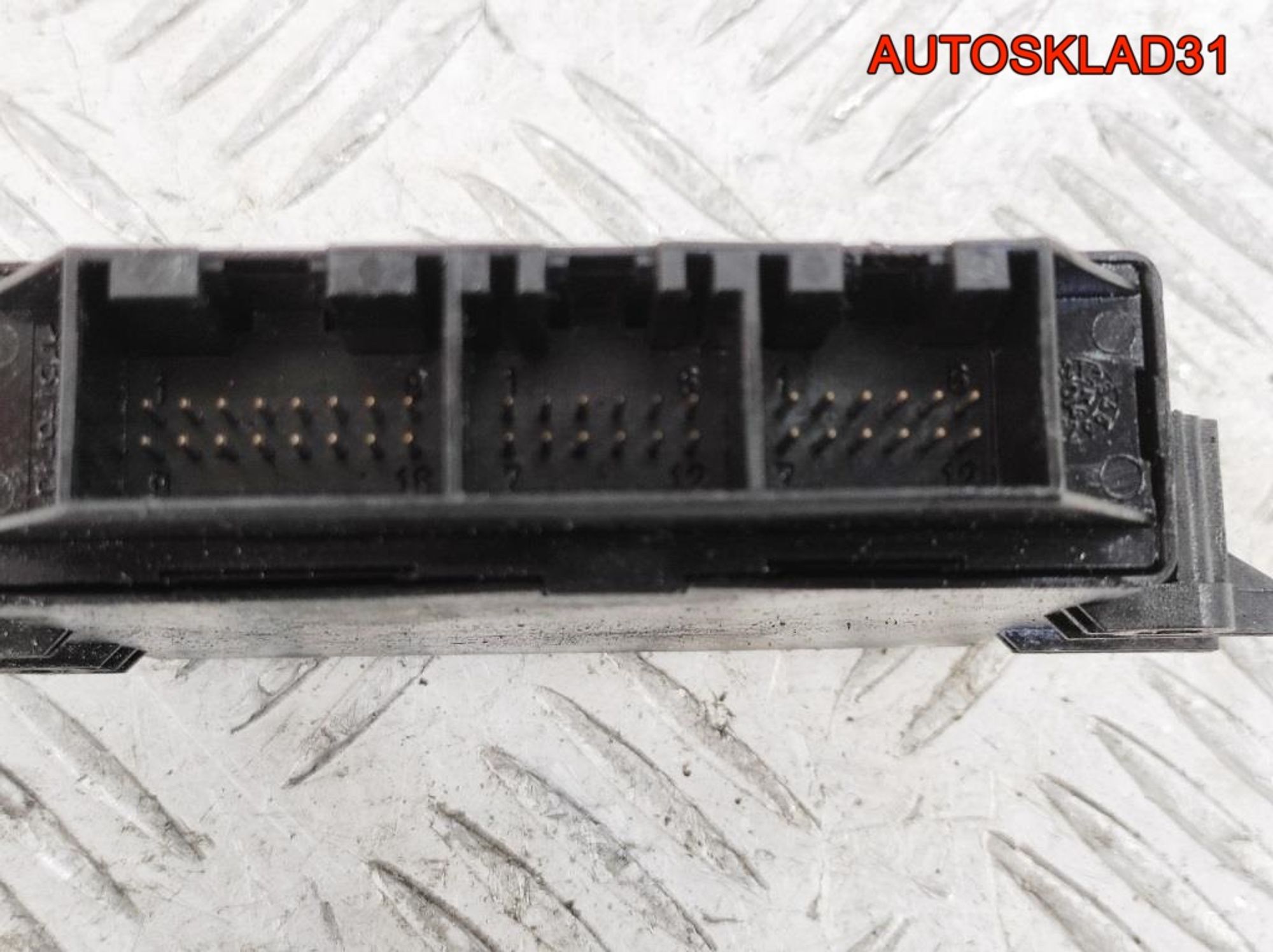 Блок парктроников Audi A6 C5 8Z0919283, 1700 рублей, Дубовое