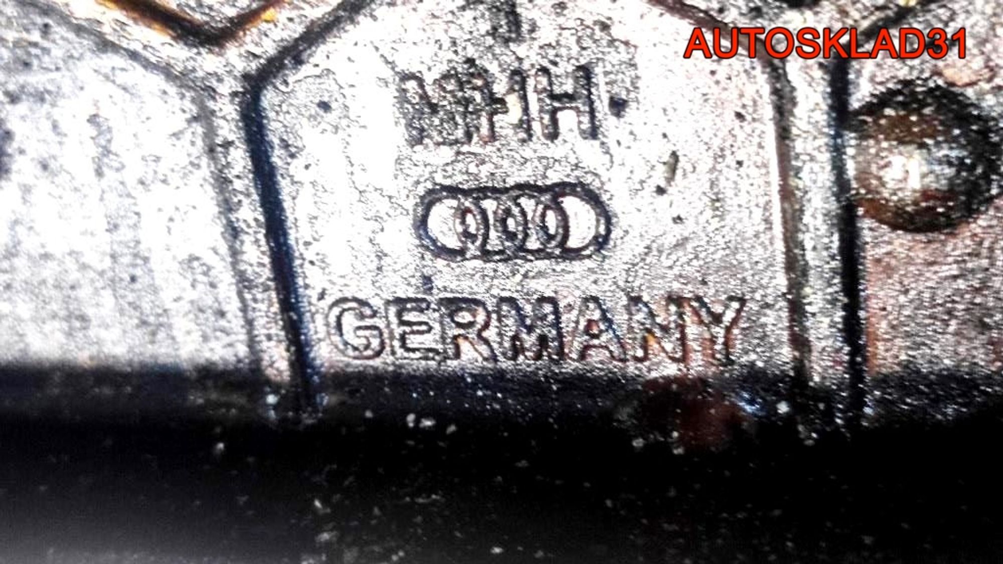 Крышка клапанная VW Passat B5 1,8 AWT 06B103469N, 2500 рублей, Дубовое