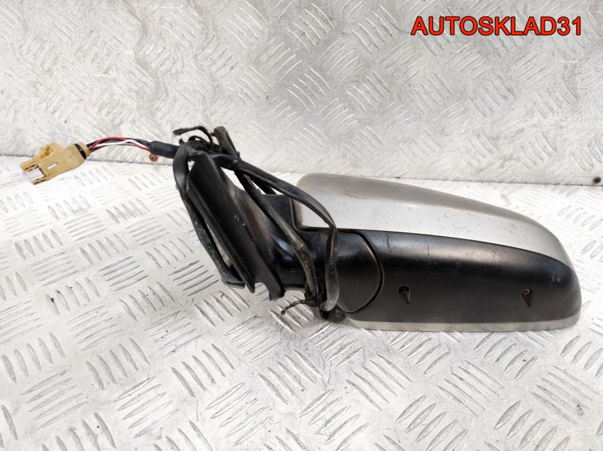 Зеркало левое 7 контактов Audi A4 B6 8E1858531A, 3600 рублей, Дубовое