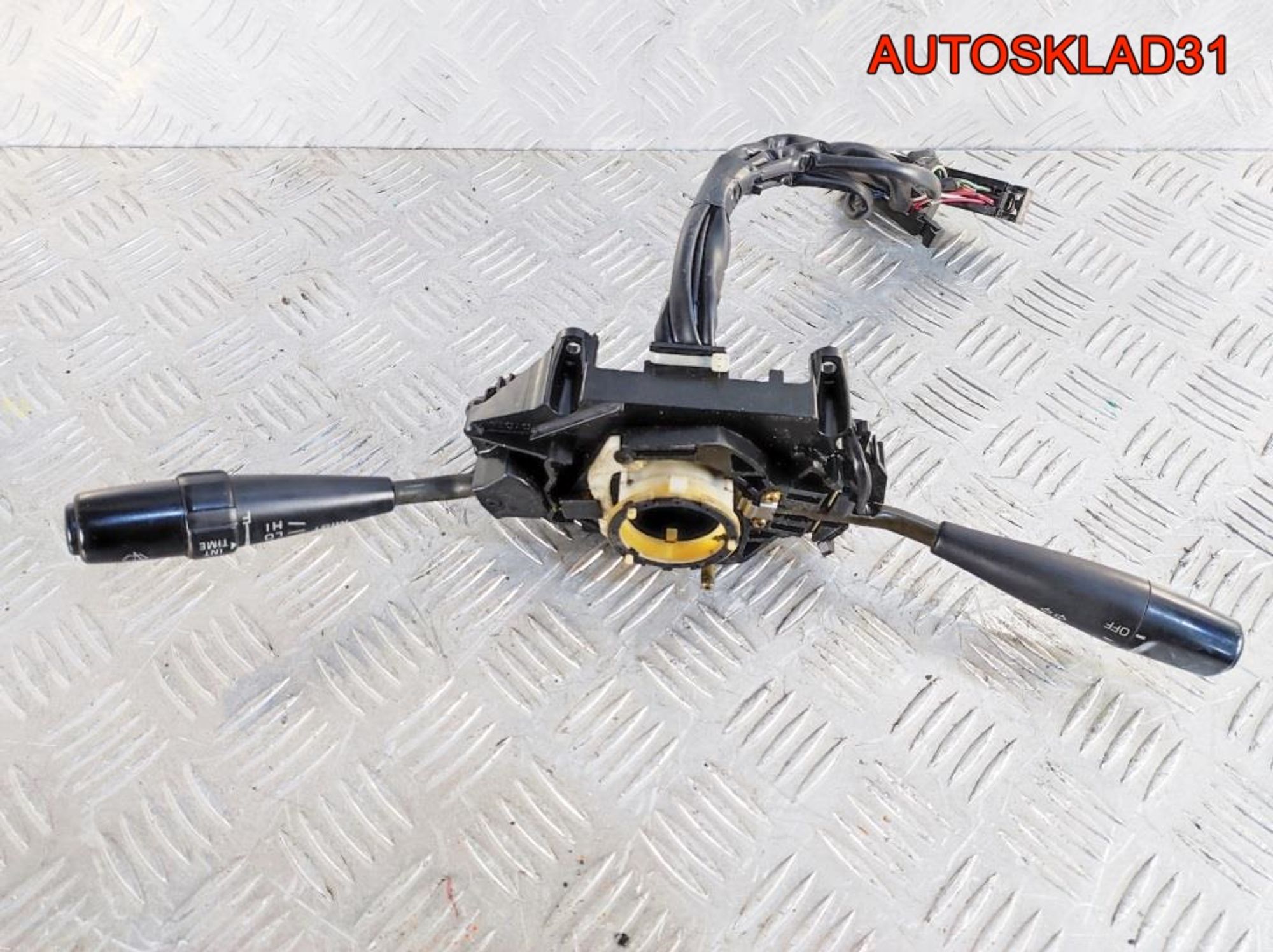 Переключатель подрулевой Toyota Carina 843102G751, 1700 рублей, Дубовое