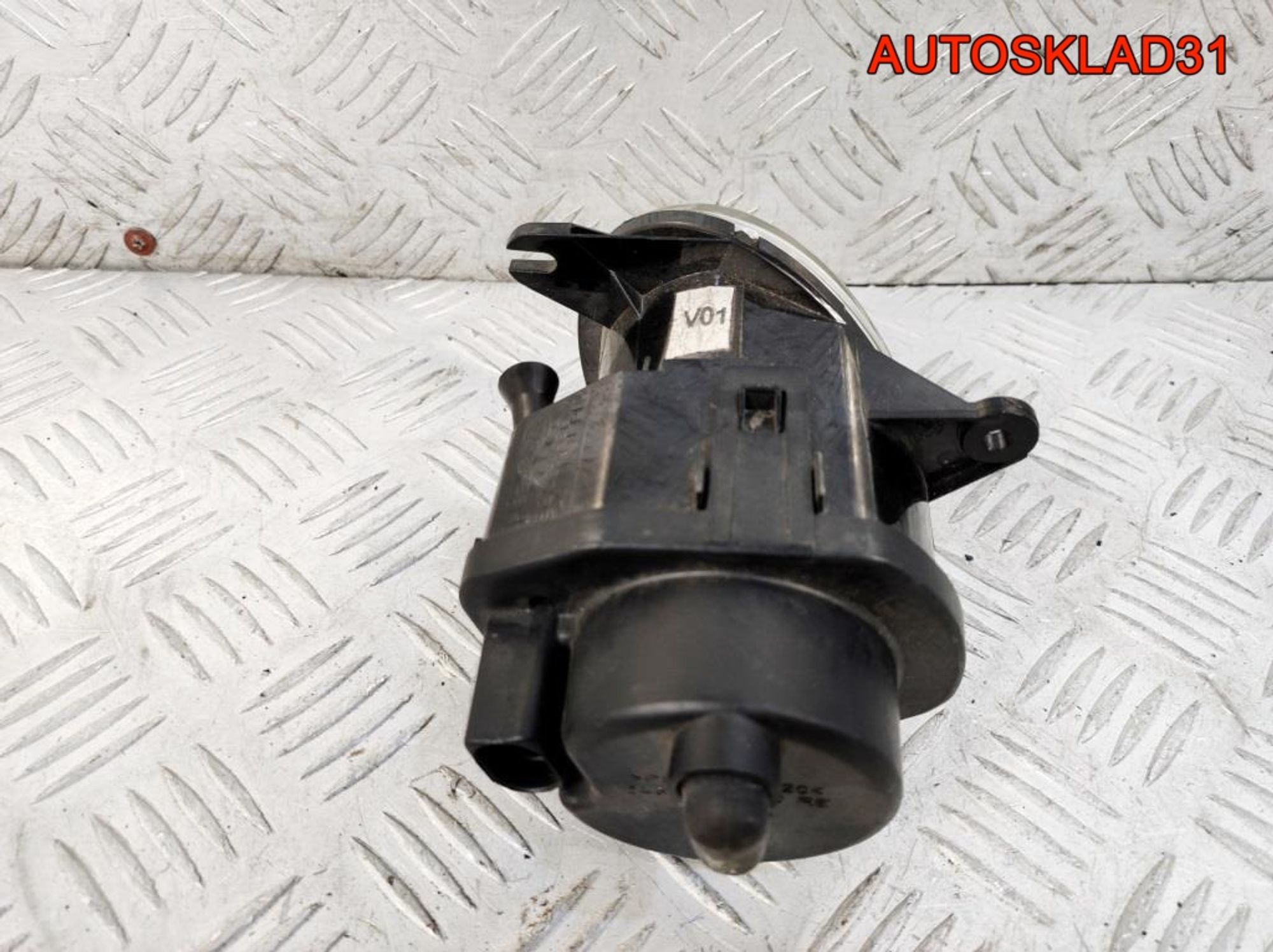 Фара противотуманная правая Audi A6 C5  4B0941700C, 1400 рублей, Дубовое