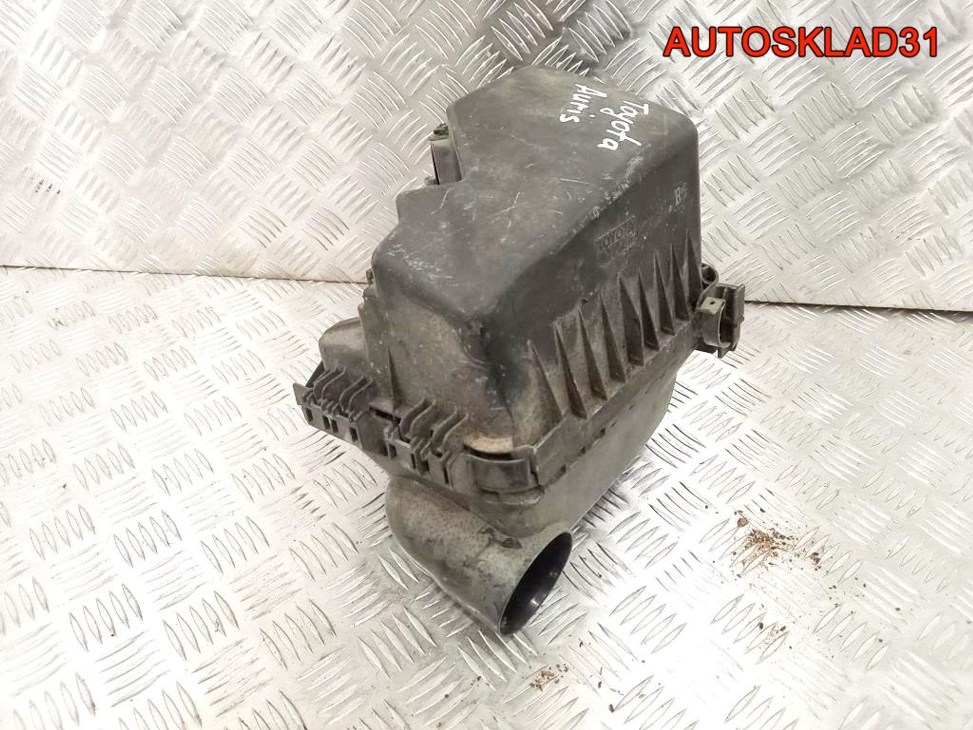 Корпус воздушного фильтра Toyota Auris 1770522220, 3600 рублей, Дубовое