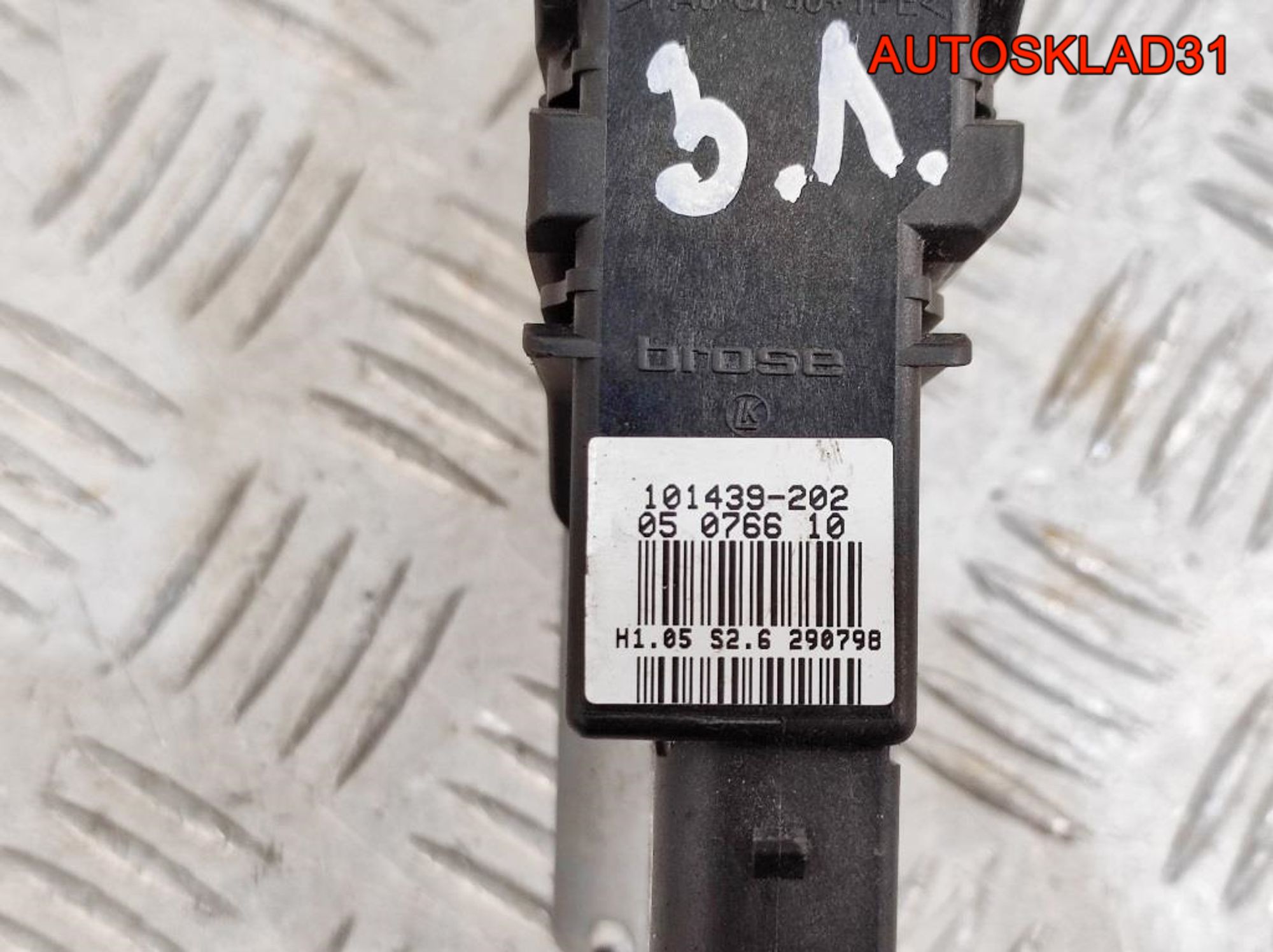 Моторчик стеклоподъемника зад левый VW Passat B5 101439202, 800 рублей, Дубовое