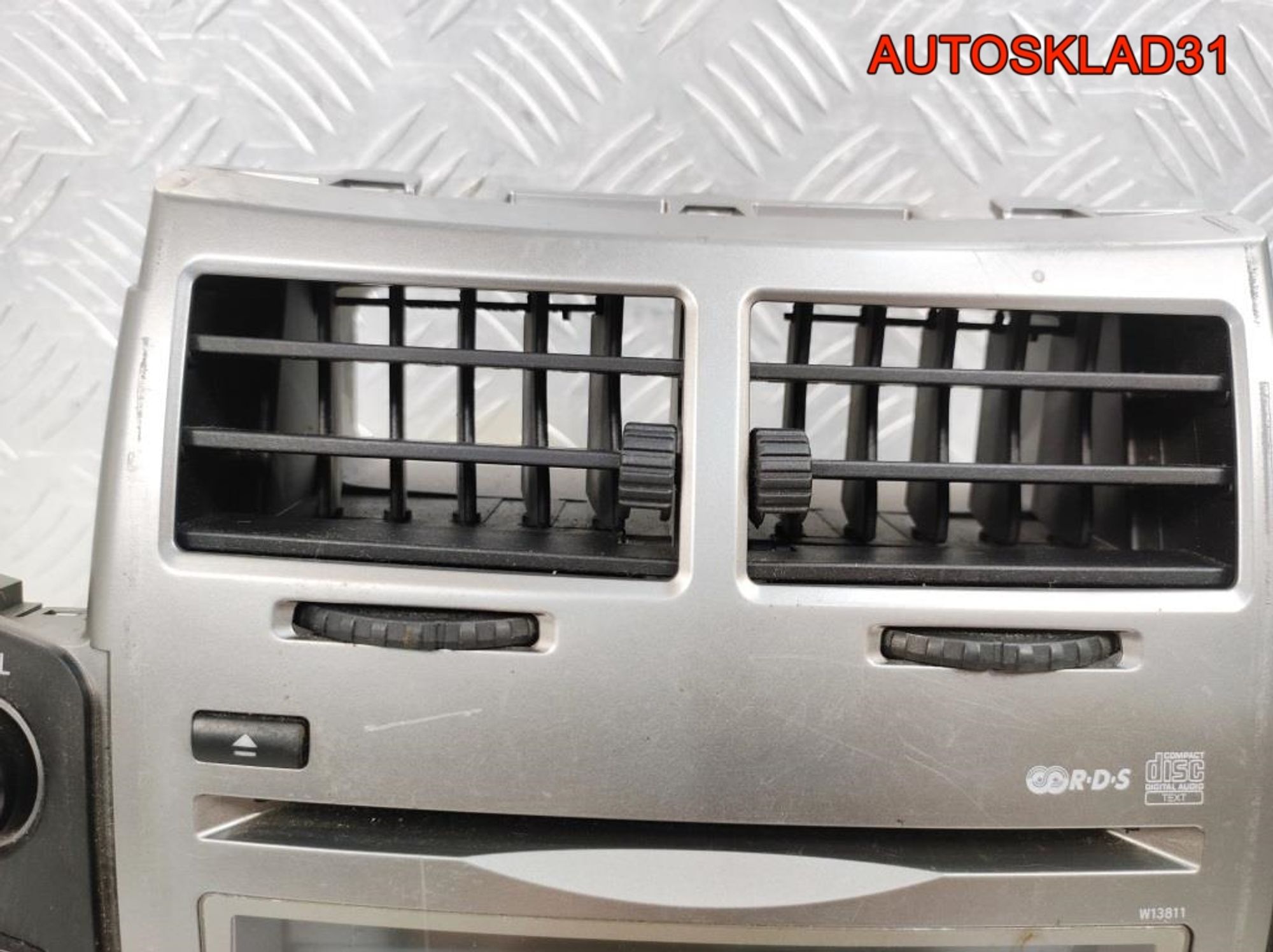 Магнитола Toyota Yaris 2 861200D490, 2500 рублей, Дубовое