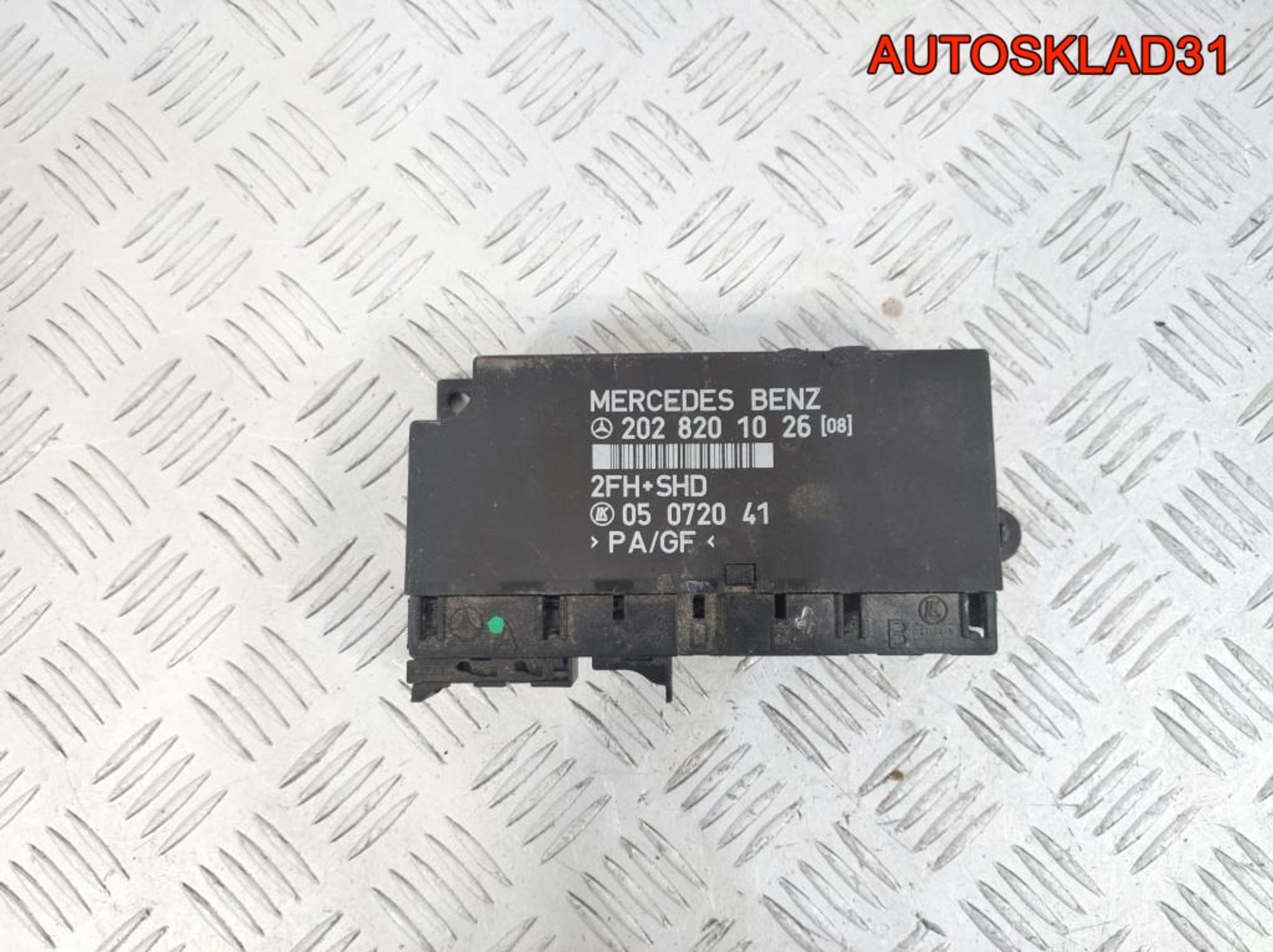 Блок управления стеклоподъемниками Mercedes W202, 2100 рублей, Дубовое