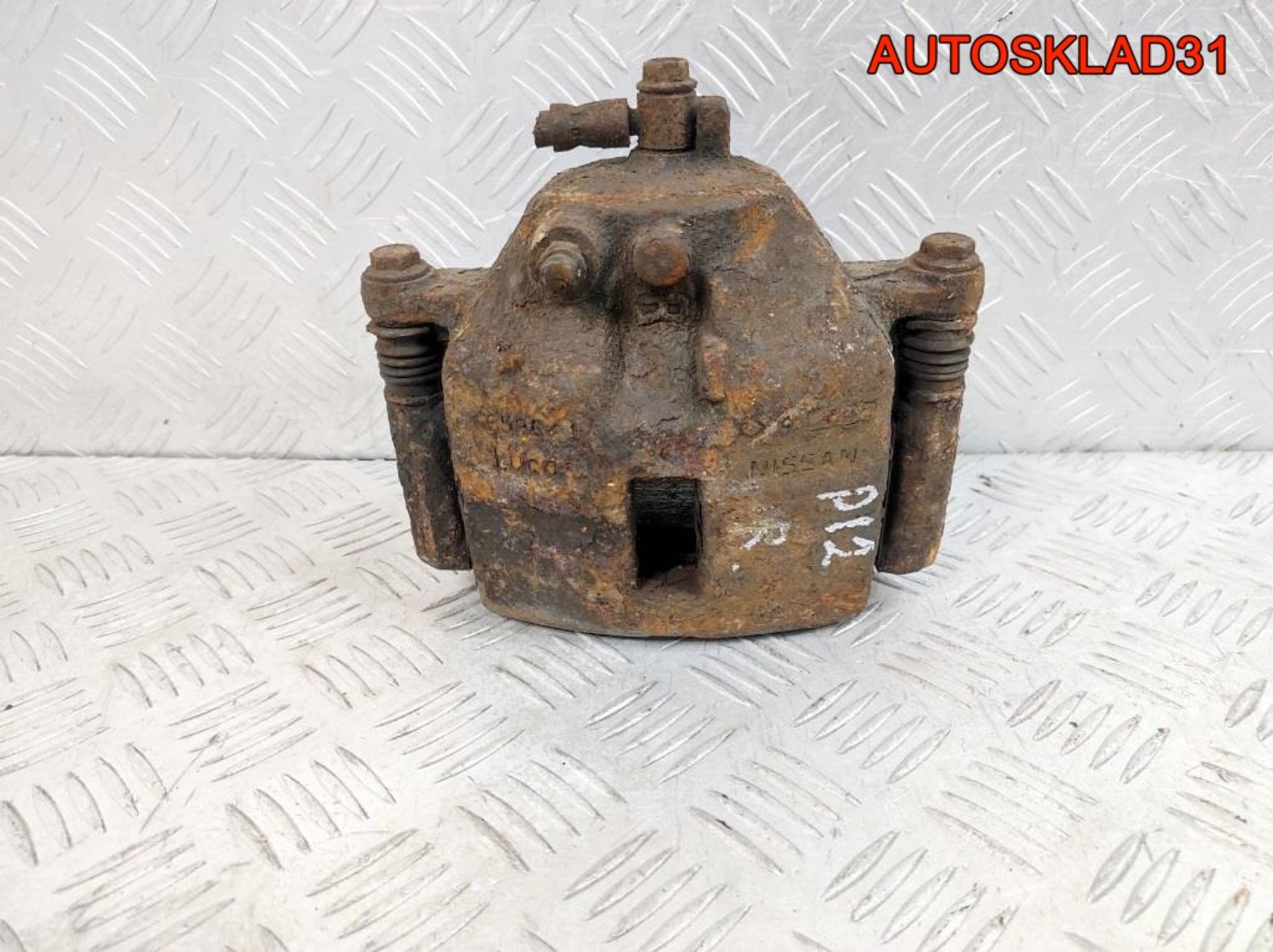 Суппорт тормозной передний правый Nissan Primera P12 410014U100, 2100 рублей, Дубовое